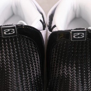 ????40 AIR JORDAN 19 RETRO 货号：307546-002