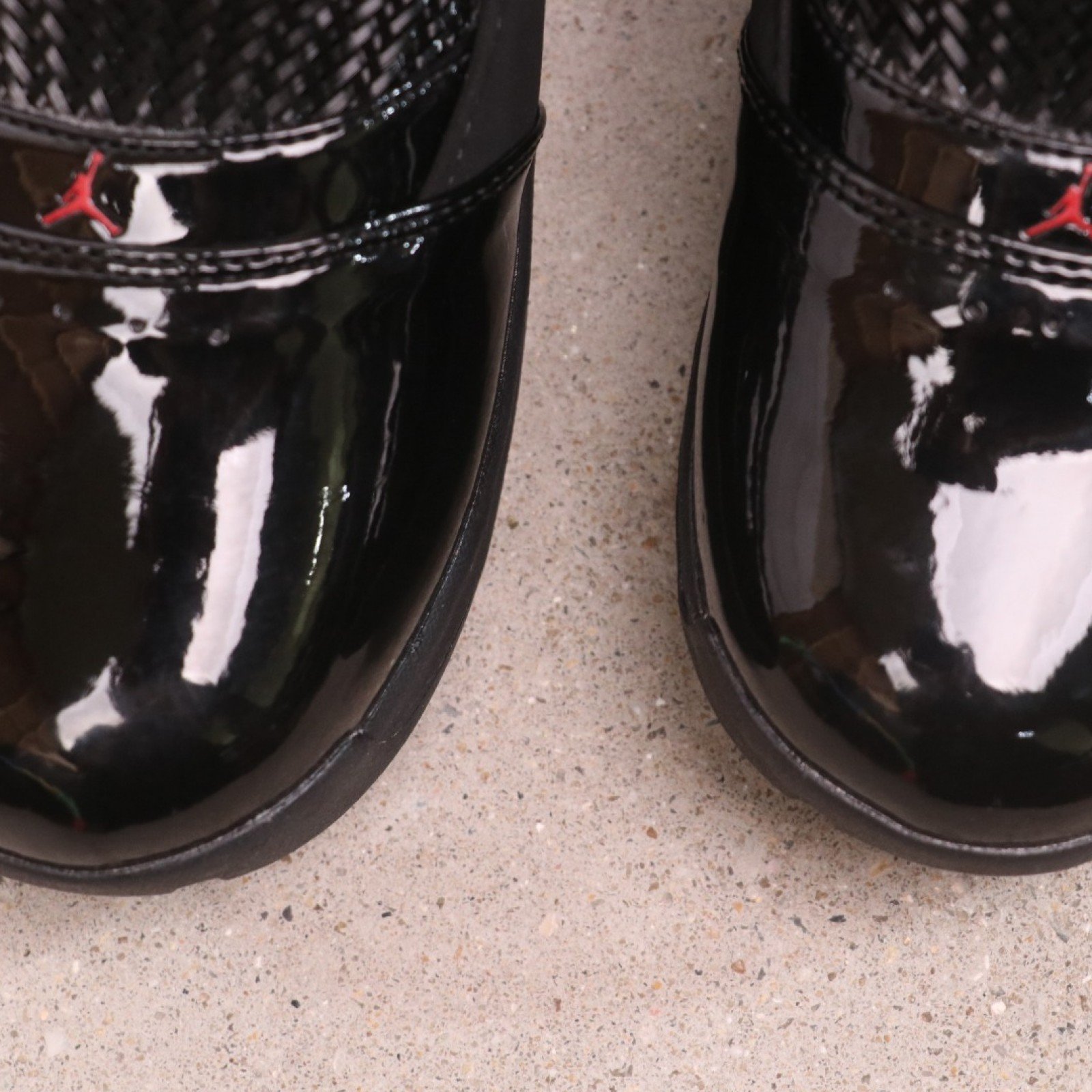 ????40 AIR JORDAN 19 RETRO 货号：307546-061