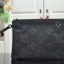 LV 2054 REVERSIBLE POUCH M80142