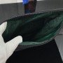 LV 2054 REVERSIBLE POUCH M80142