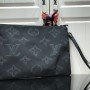 LV 2054 REVERSIBLE POUCH M80142