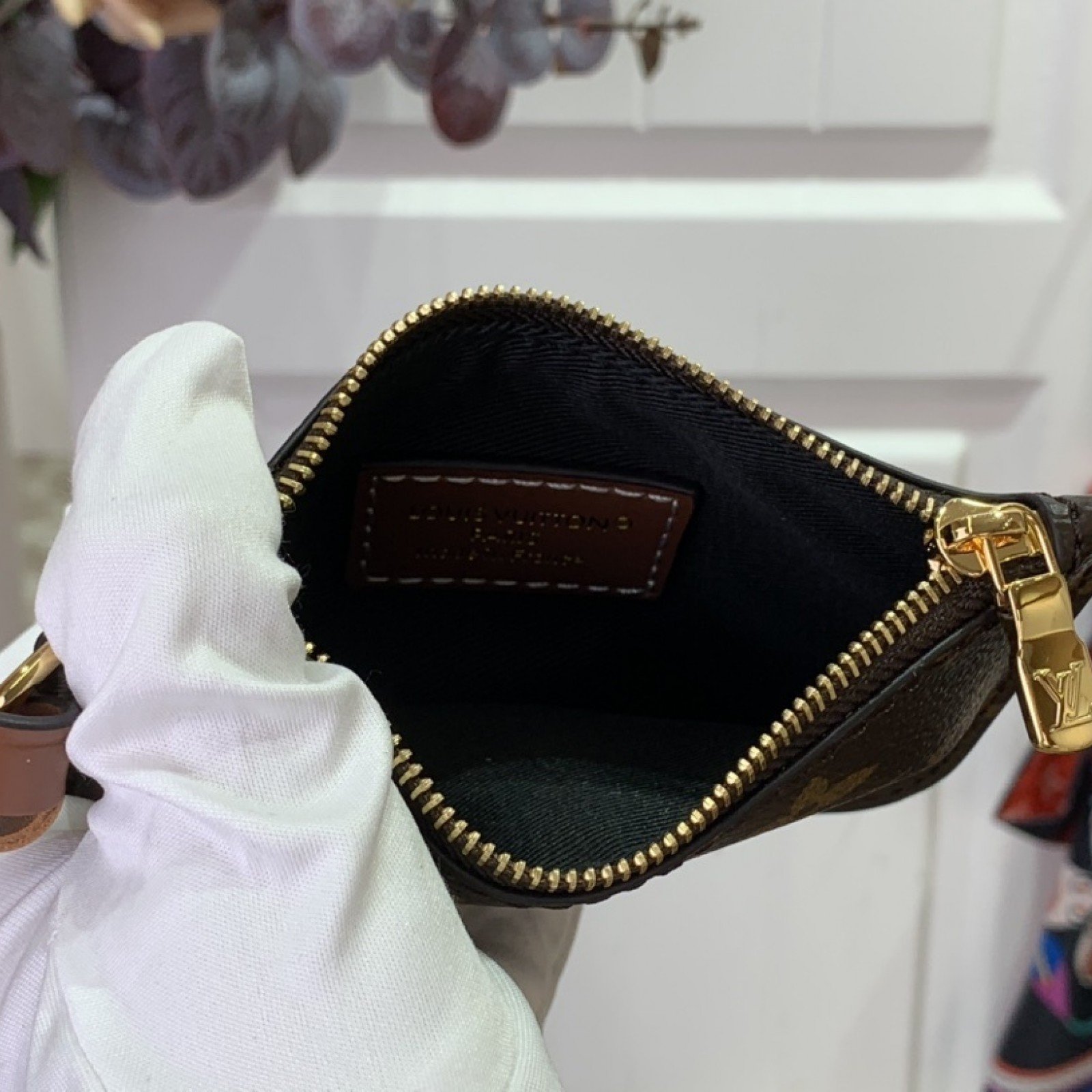 LV ALL IN BB  m14217