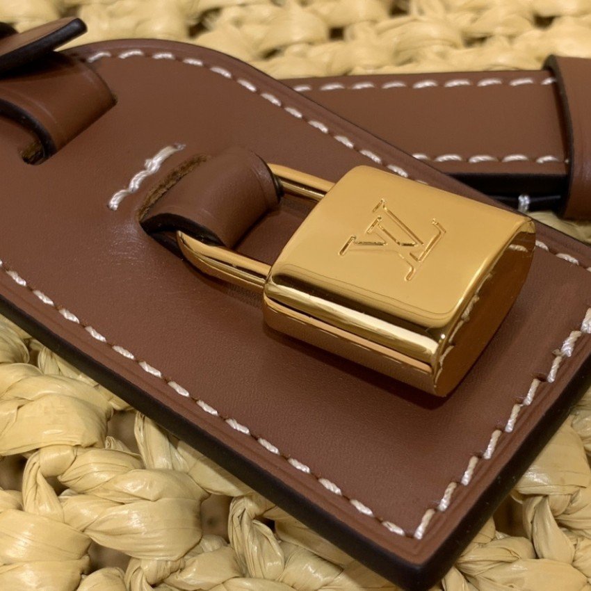 LV ALL IN BB  m14217