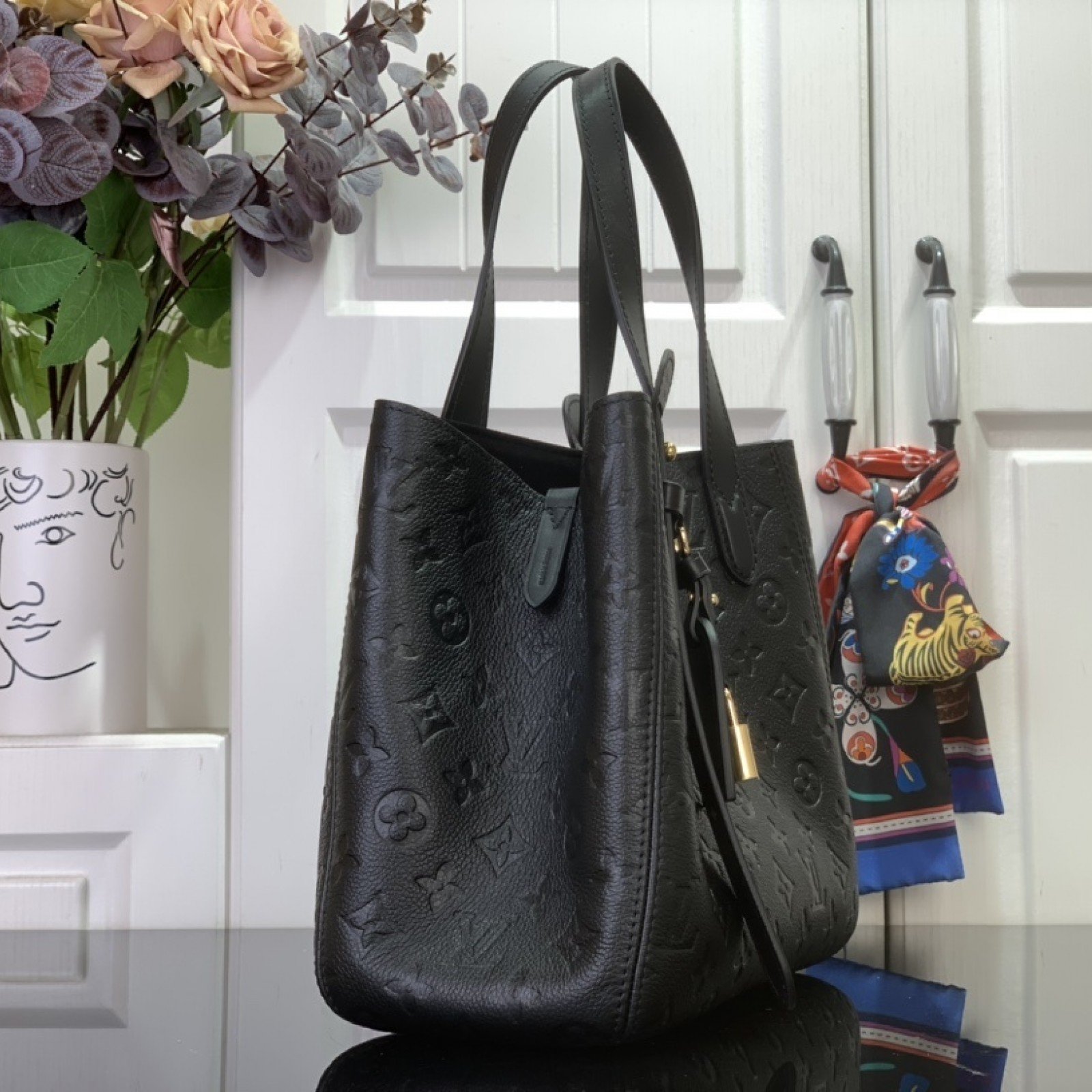 LV ALL IN ONE  m25858