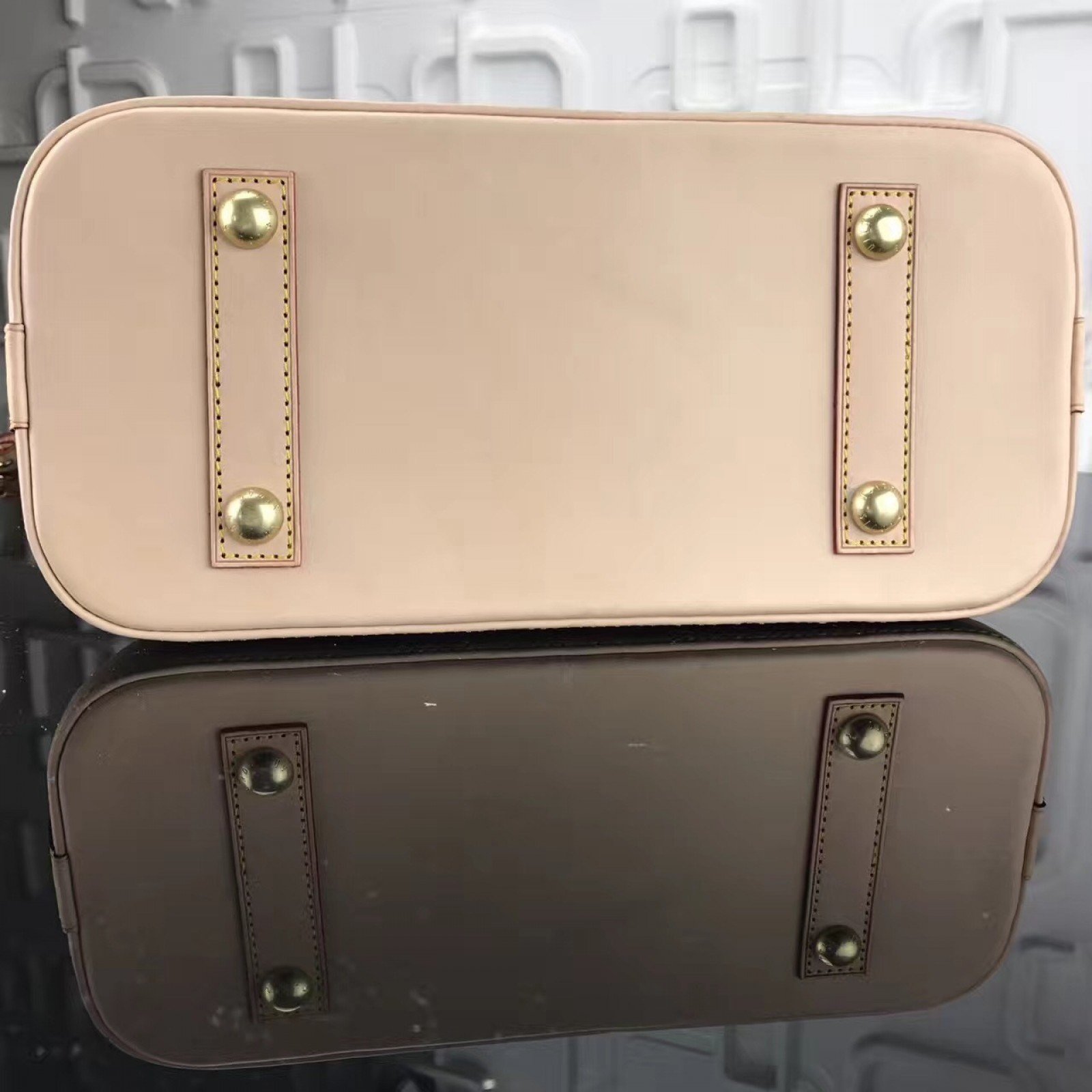 LV ALMA  Handbag M53151