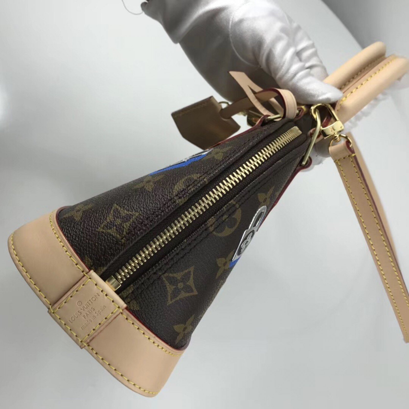 LV ALMA BB BAG M44368
