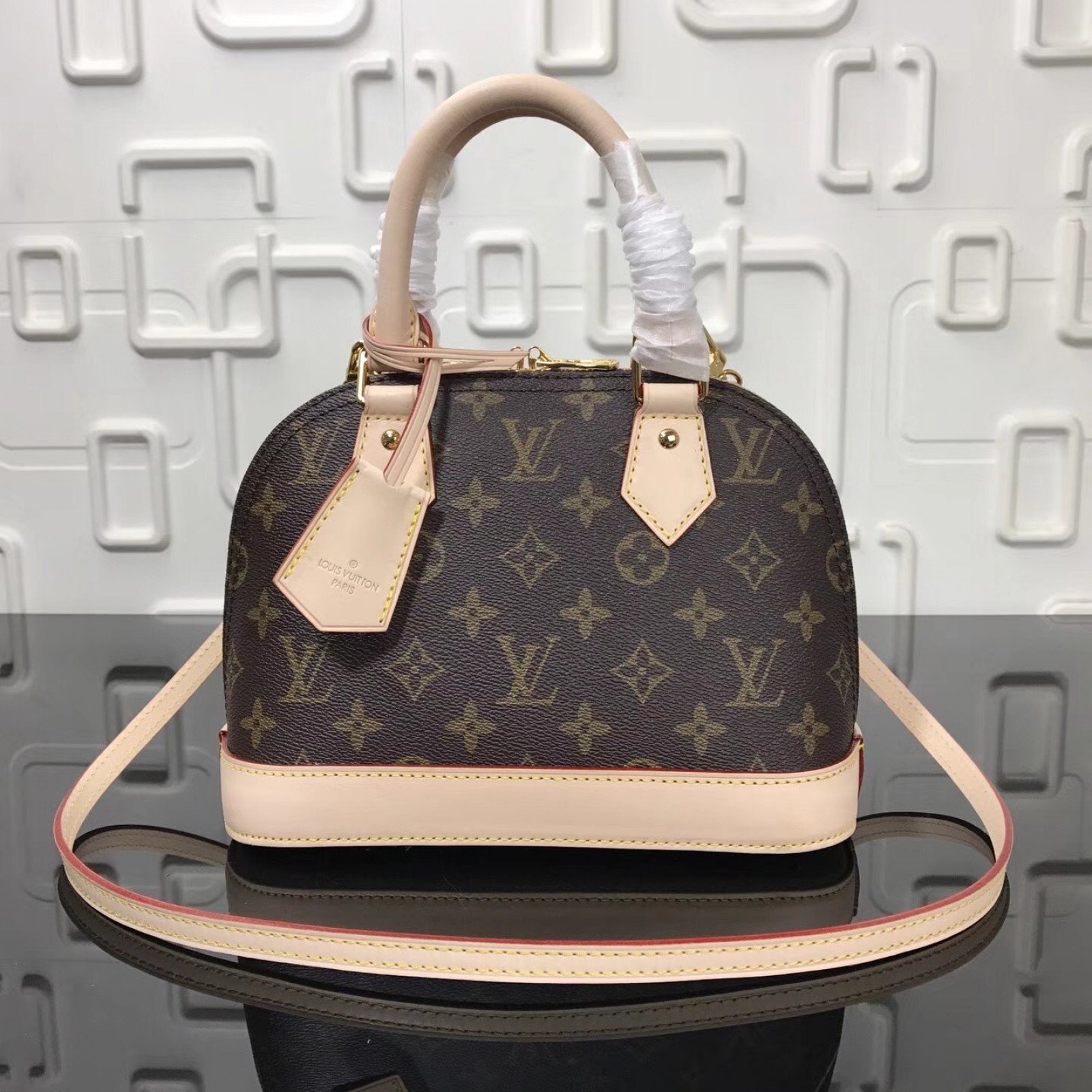 LV ALMA BB Handbag M53152