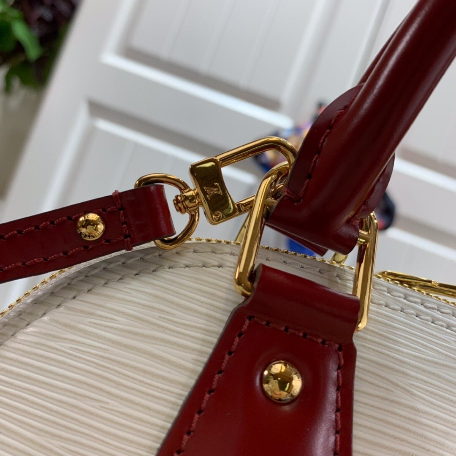 LV ALMA BB M40301