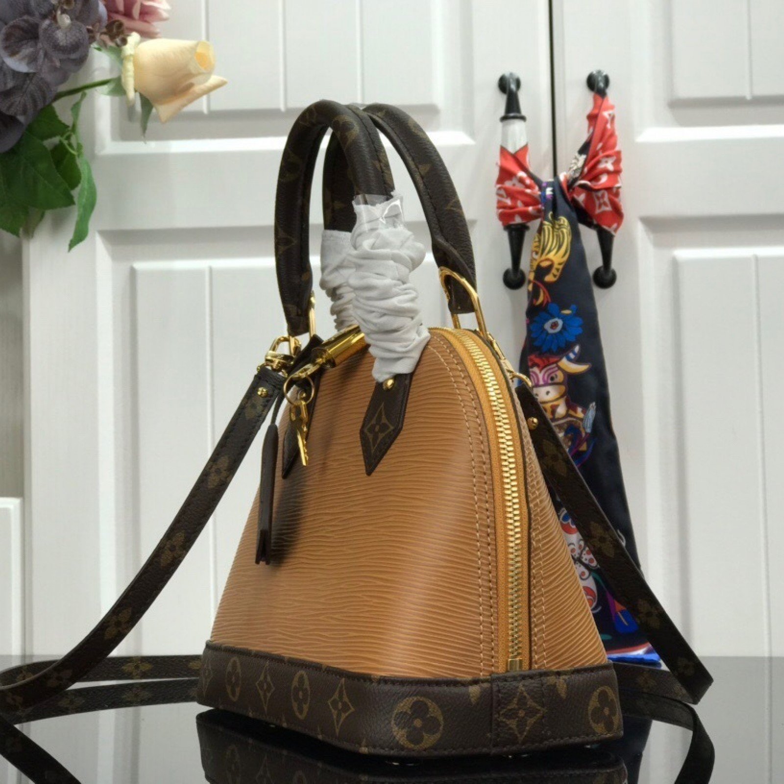 LV ALMA BB M40301