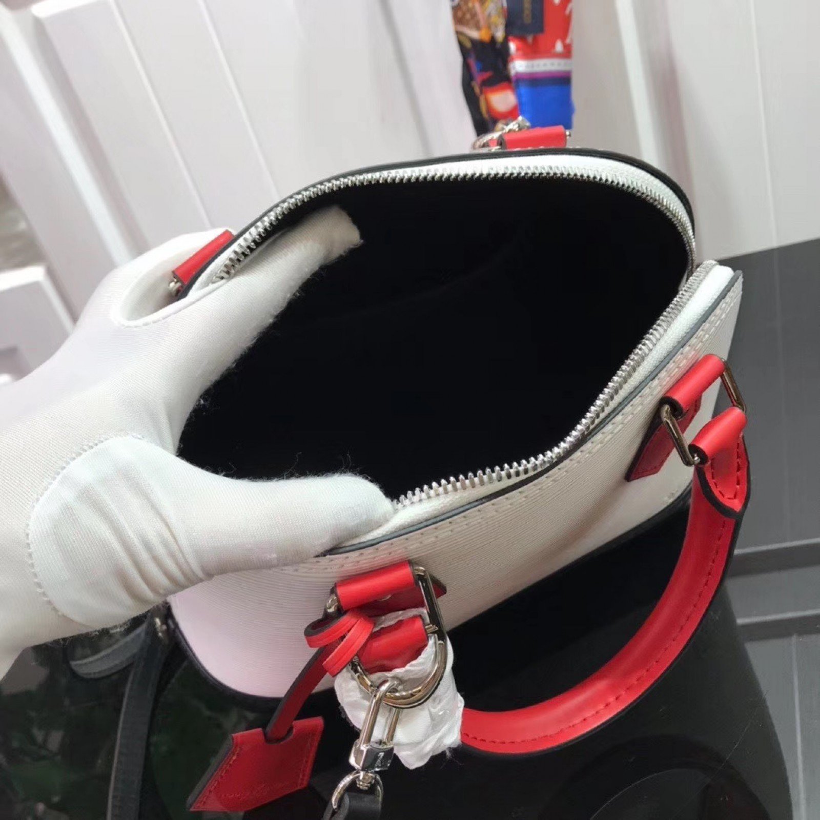 LV ALMA BB M40301HZ