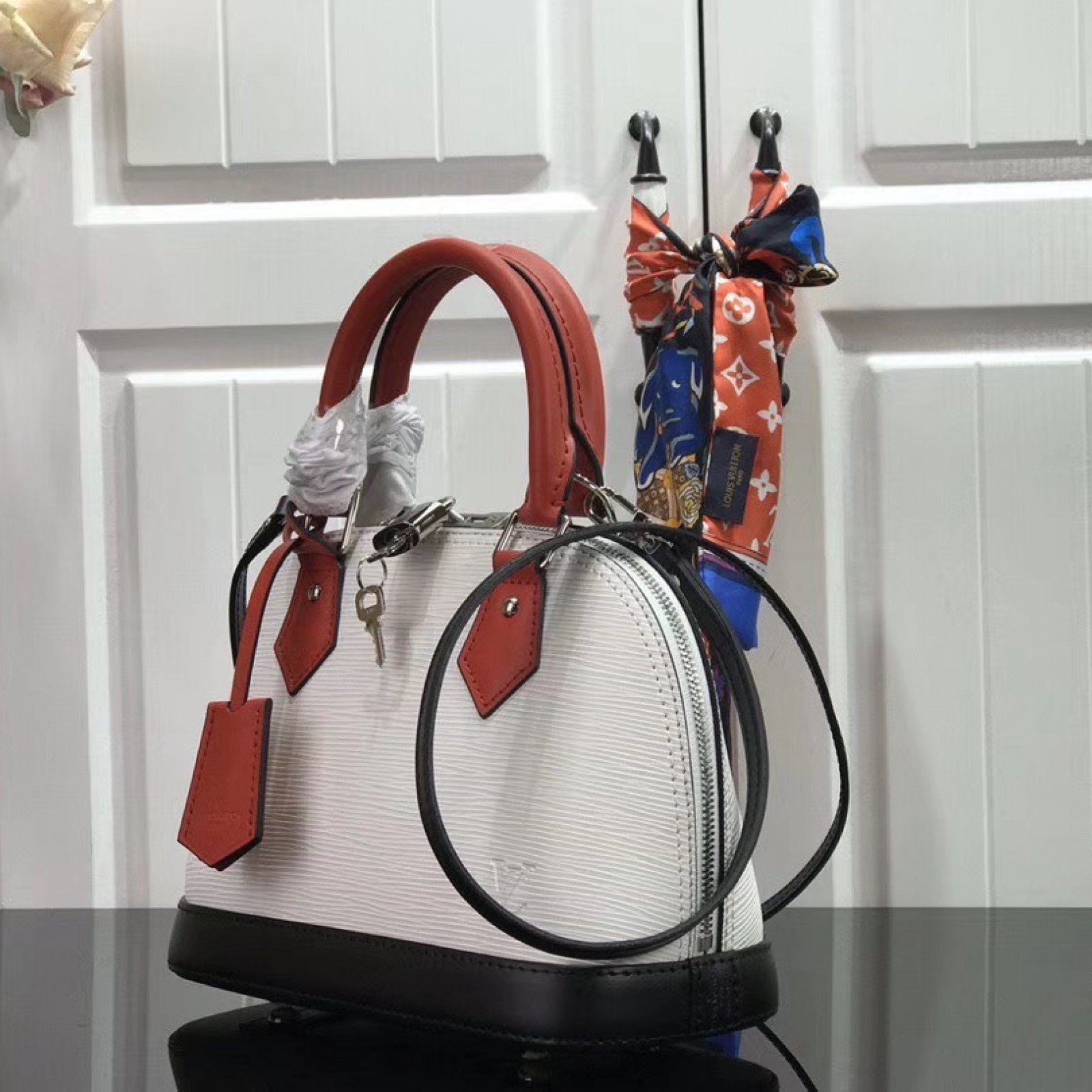 LV ALMA BB M40301HZ