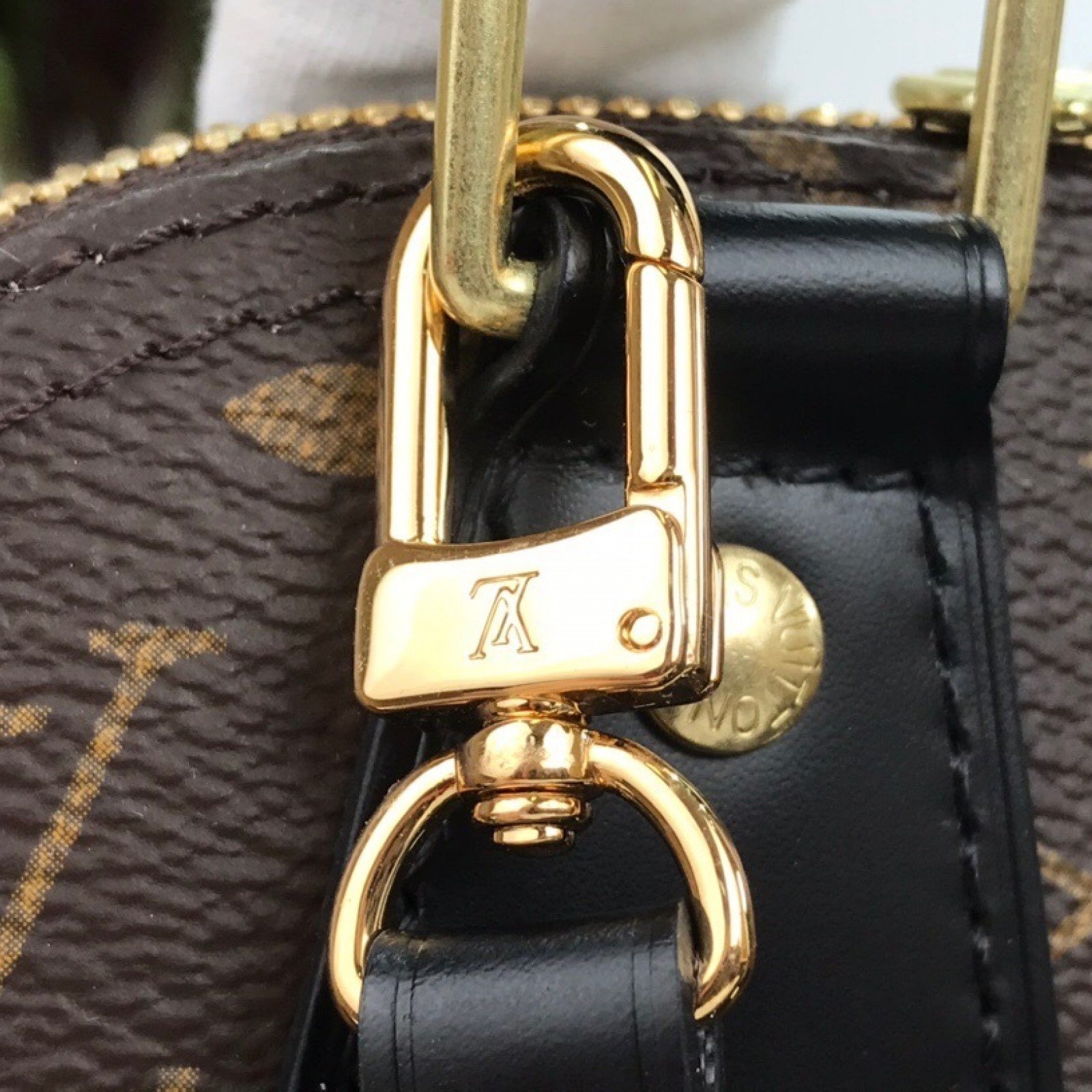 LV ALMA BB M53152HP