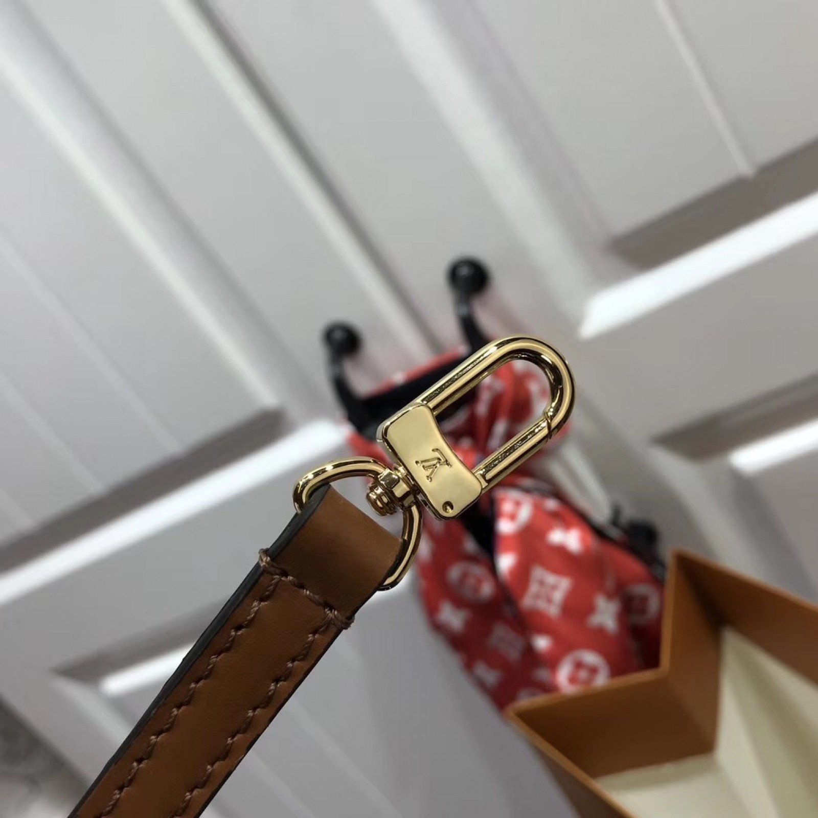 LV ALMA BB M55048