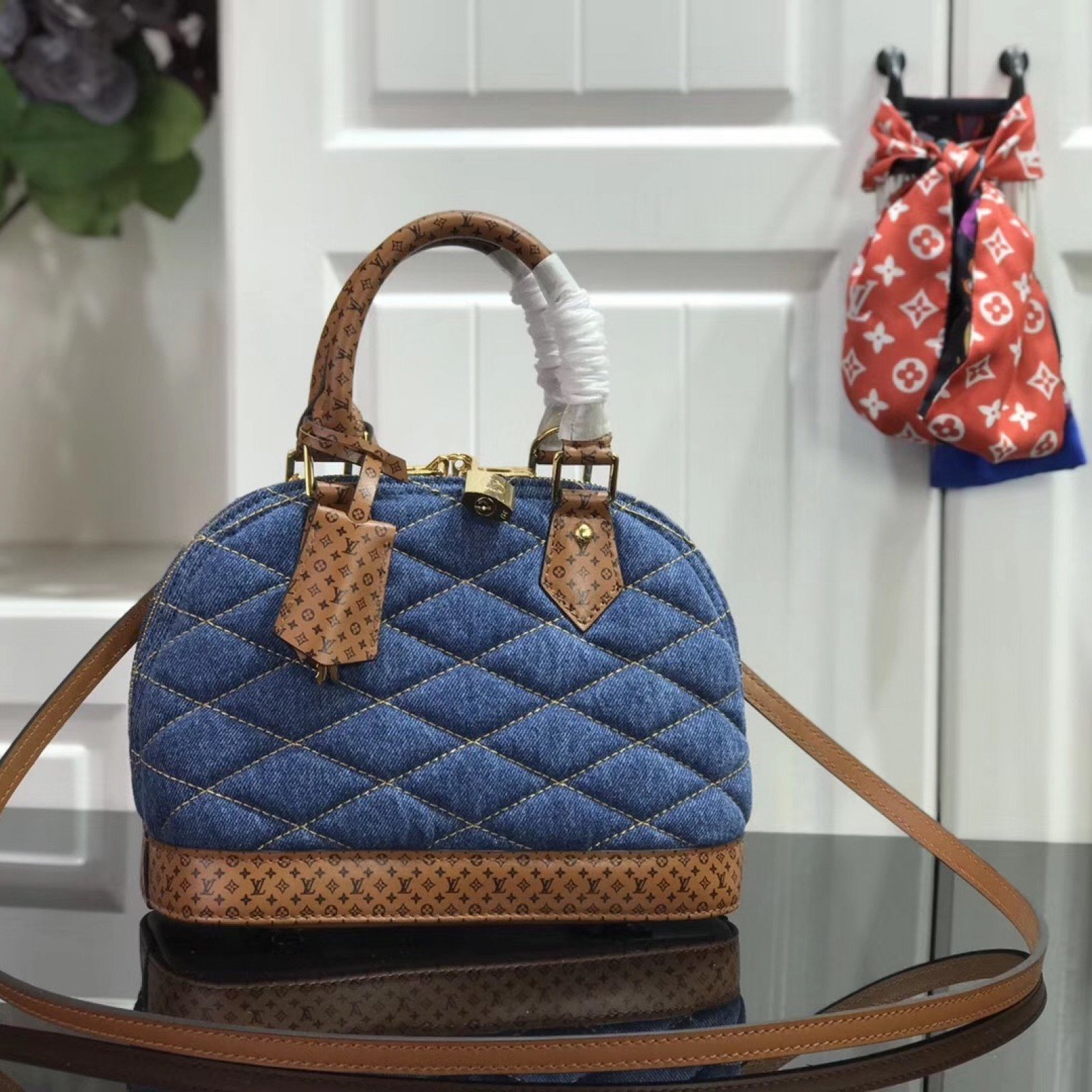 LV ALMA BB M55048