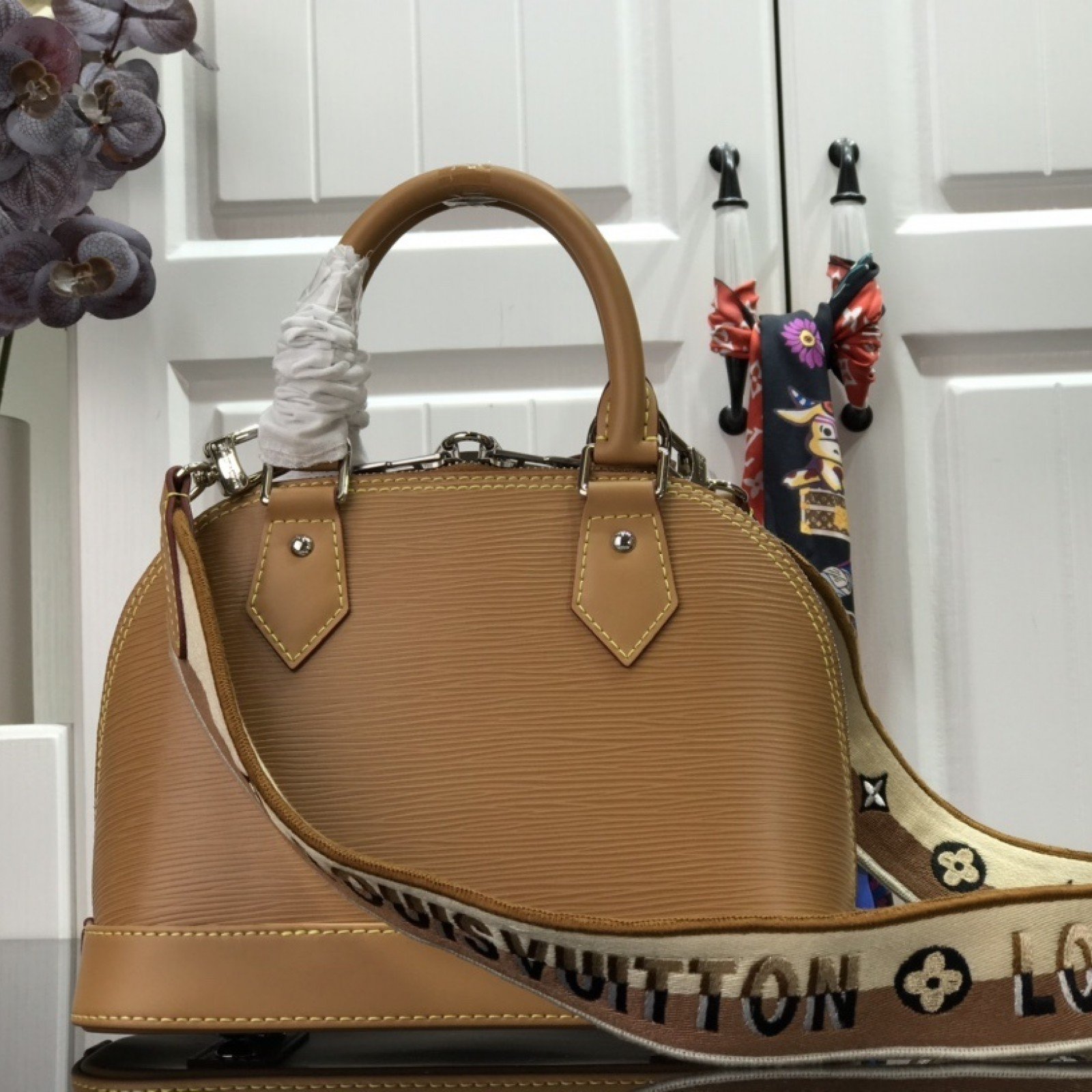 LV ALMA BB M57426