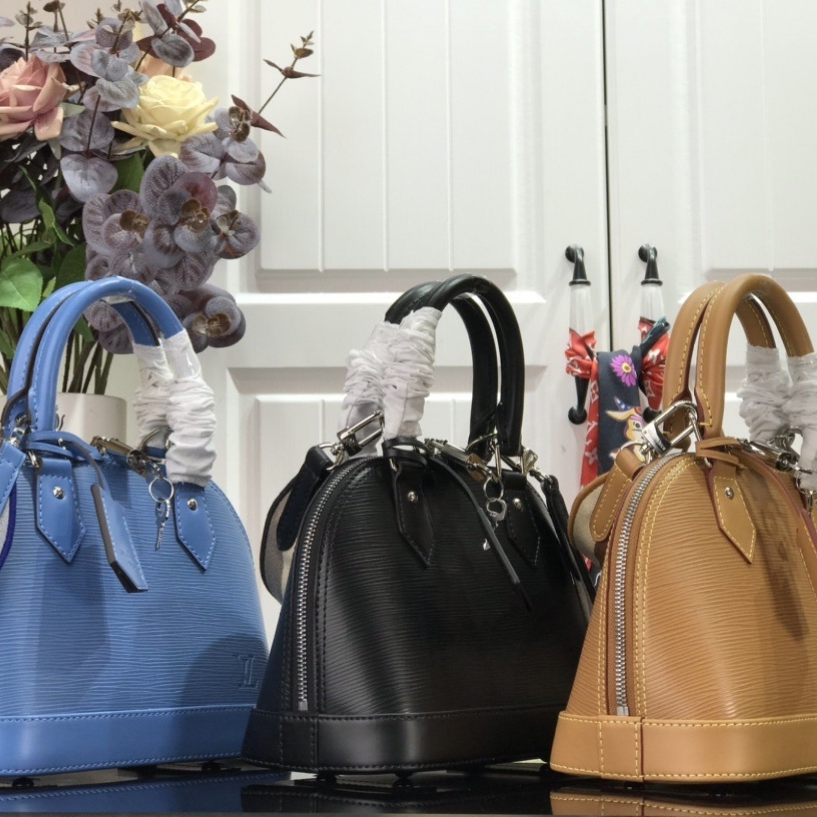 LV ALMA BB M57426