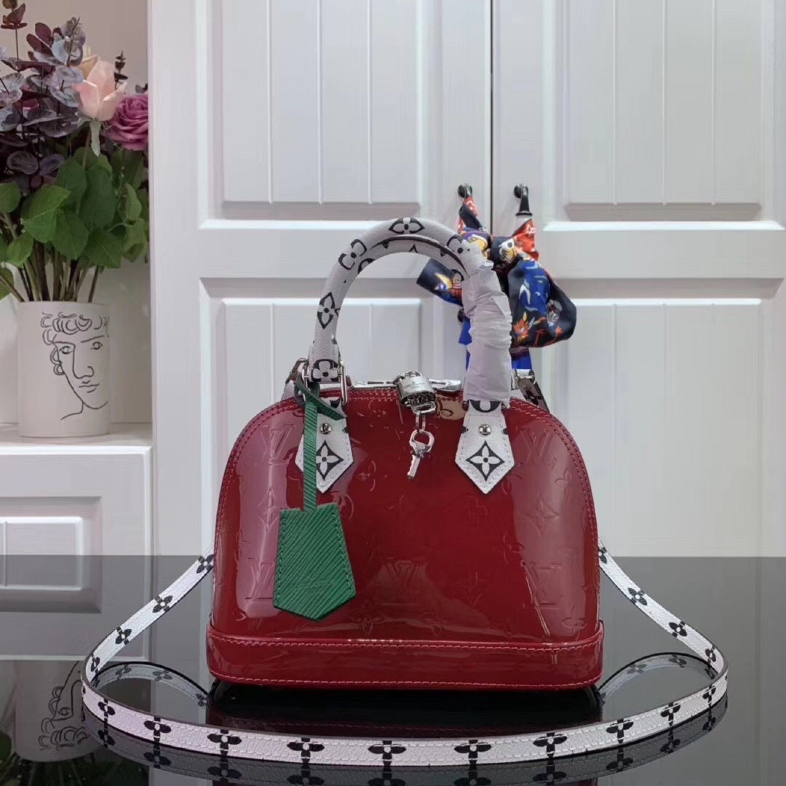 LV ALMA BB M90447