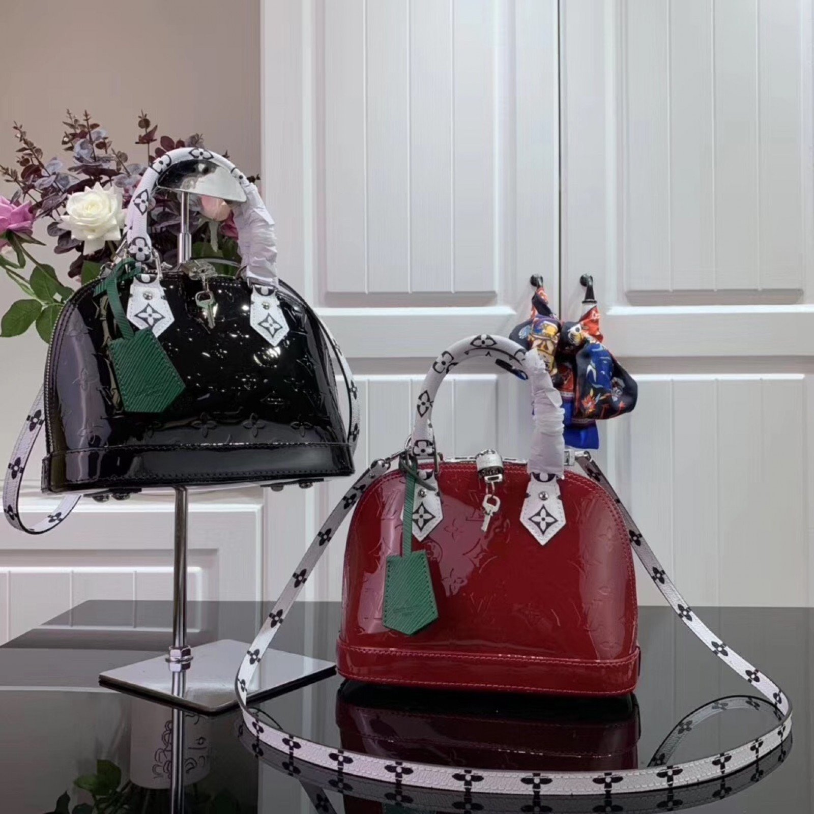 LV ALMA BB M90447