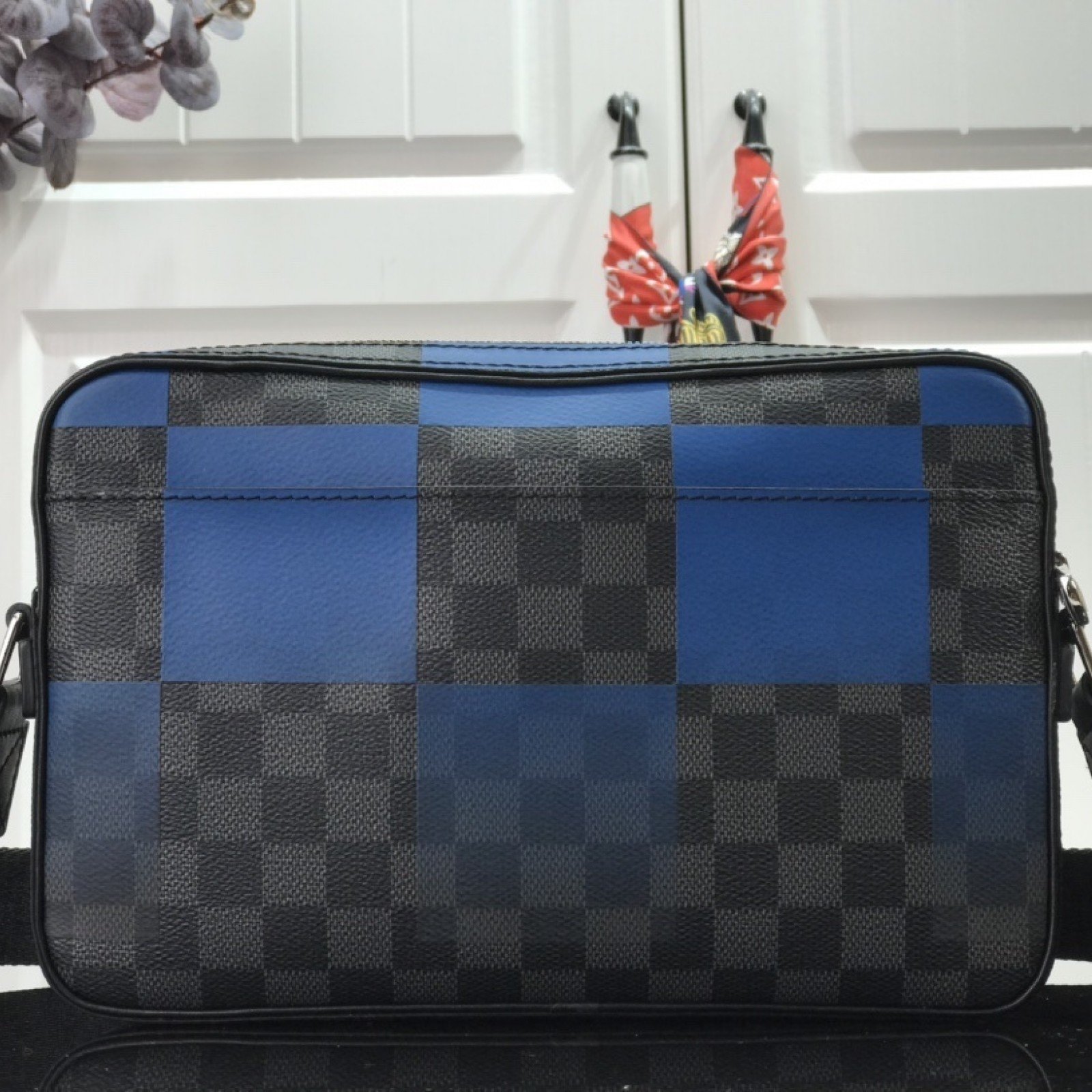LV ALPHA MESSENGER N40408