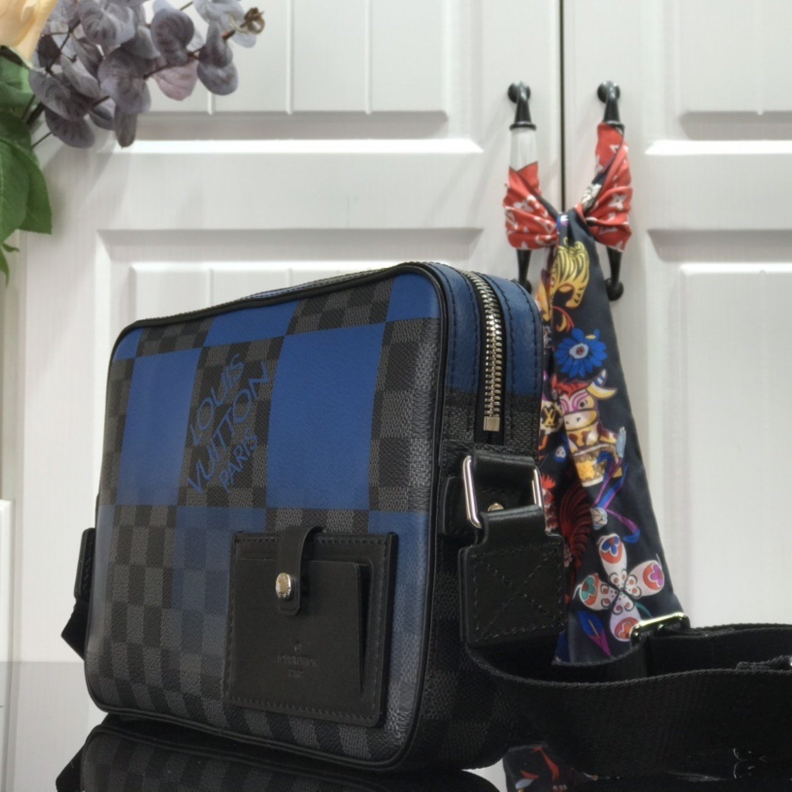 LV ALPHA MESSENGER N40408