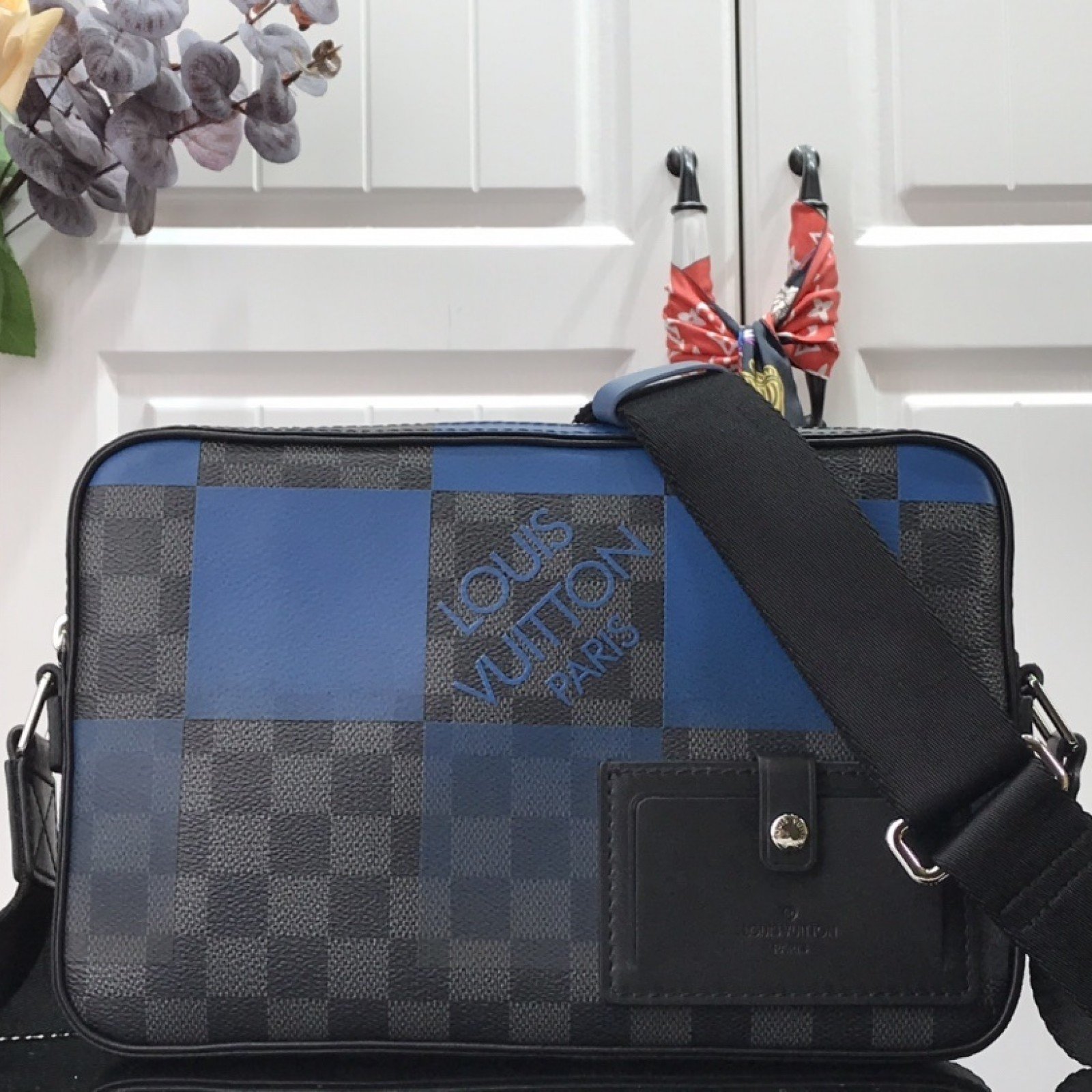 LV ALPHA MESSENGER N40408