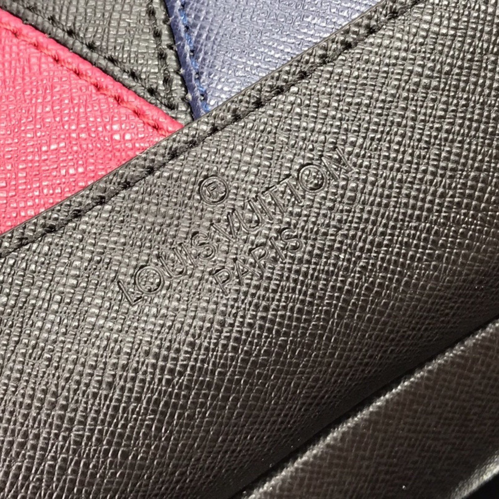 LV AVENUE SLING BAG M40403