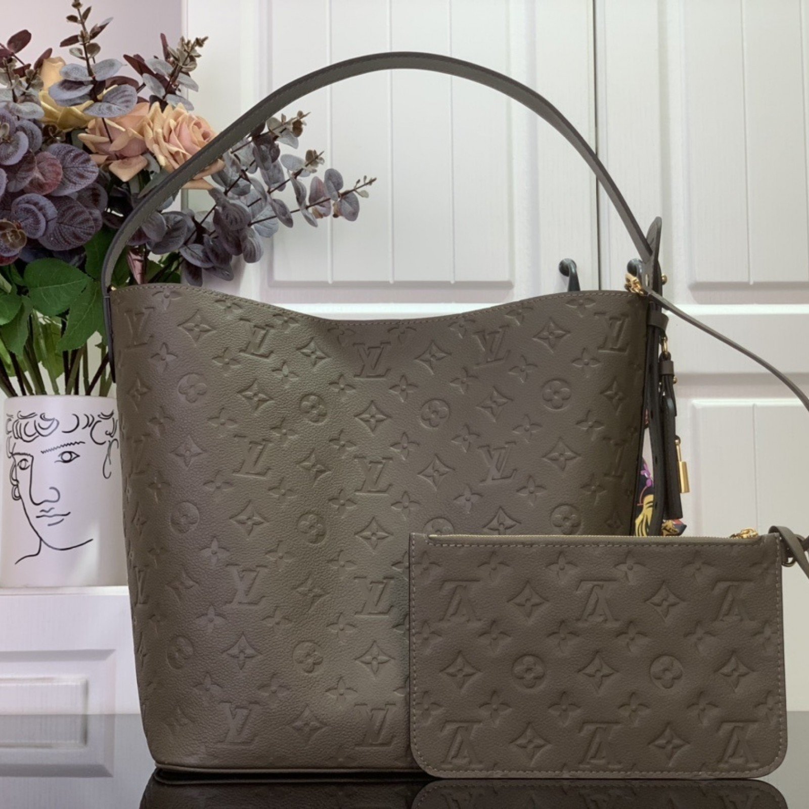 LV All In GM   m25823