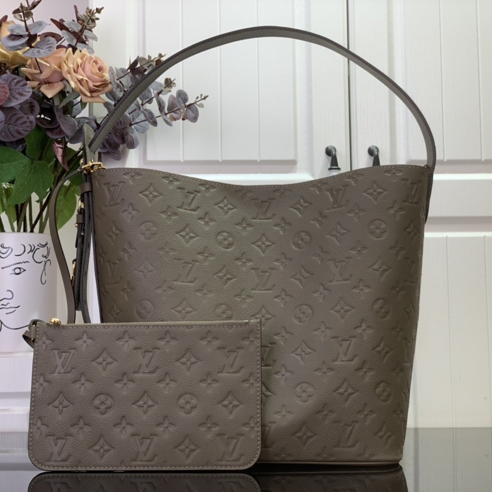 LV All In GM   m25823