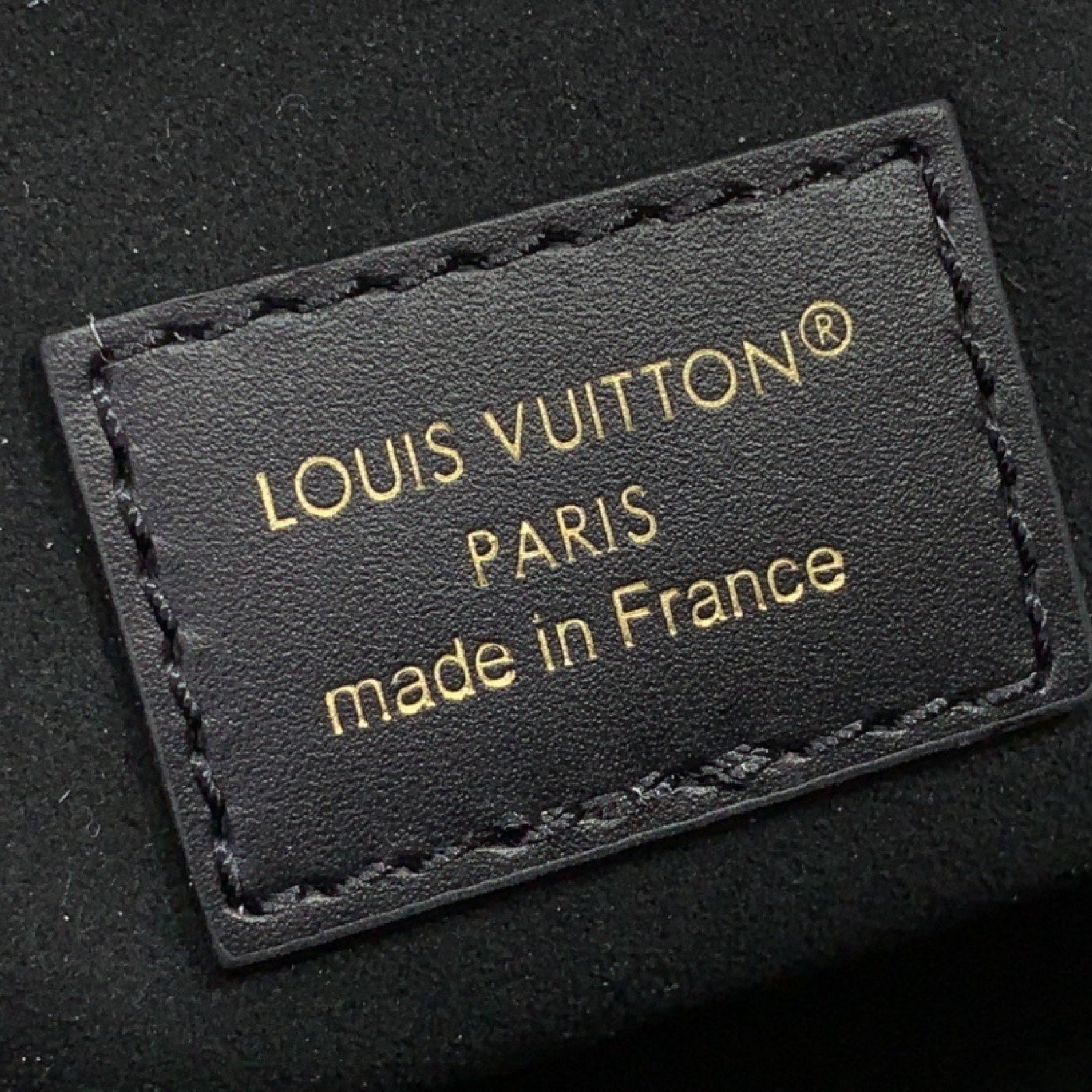 LV Avenue  m25577