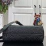 LV Avenue  m25577