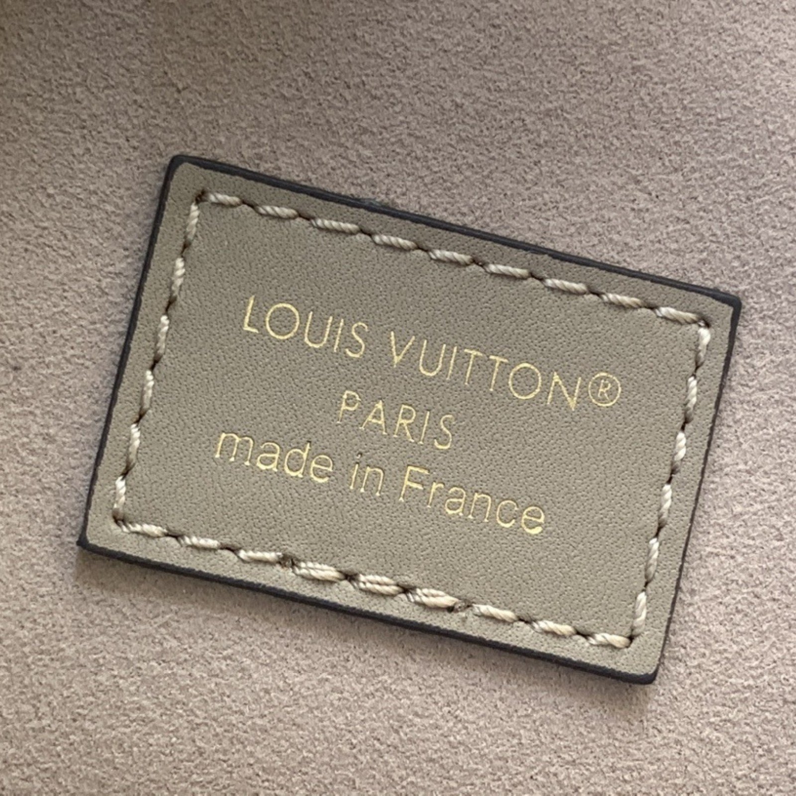 LV Avenue MM m25575
