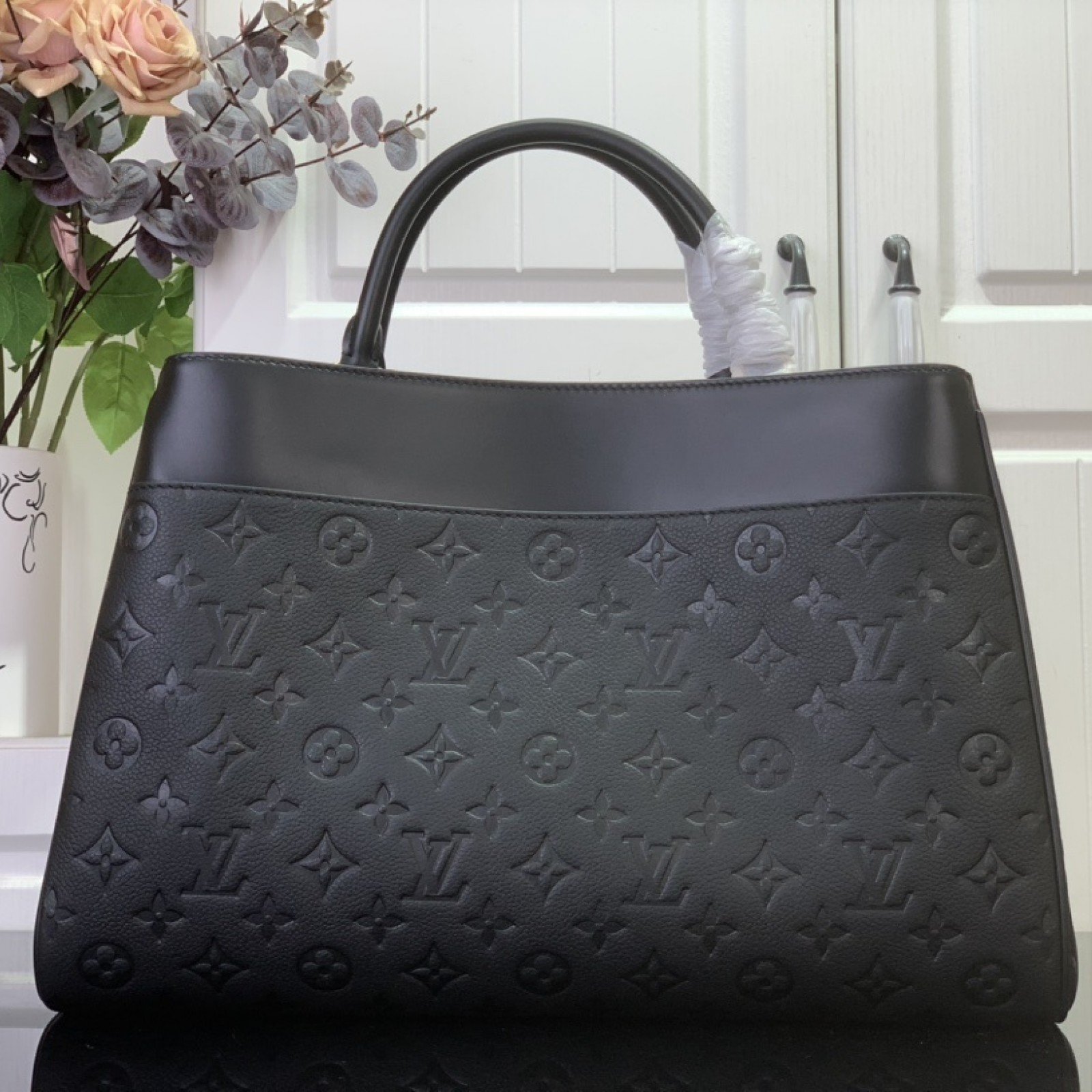 LV Avenue MM m25575