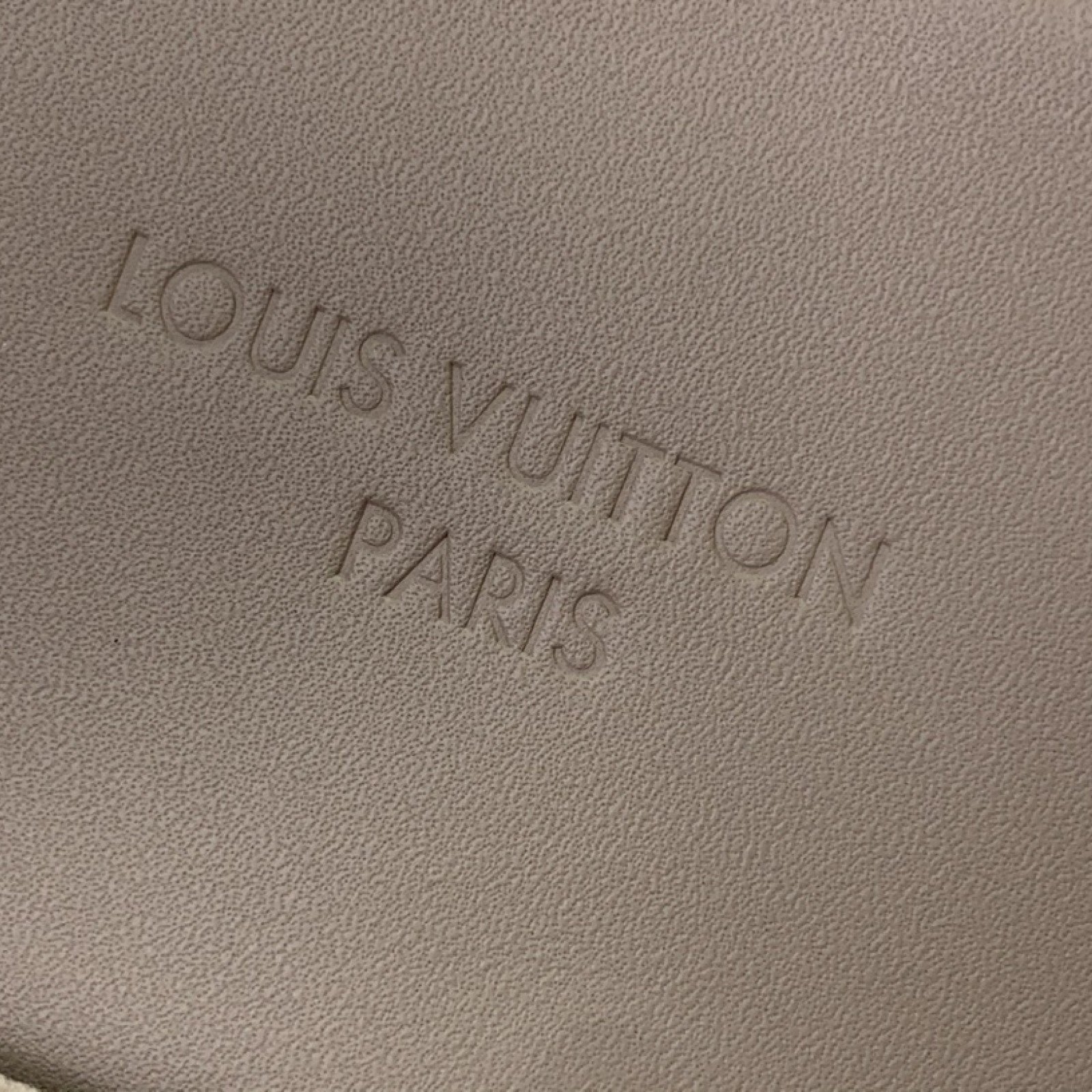 LV Avenue MM m25575