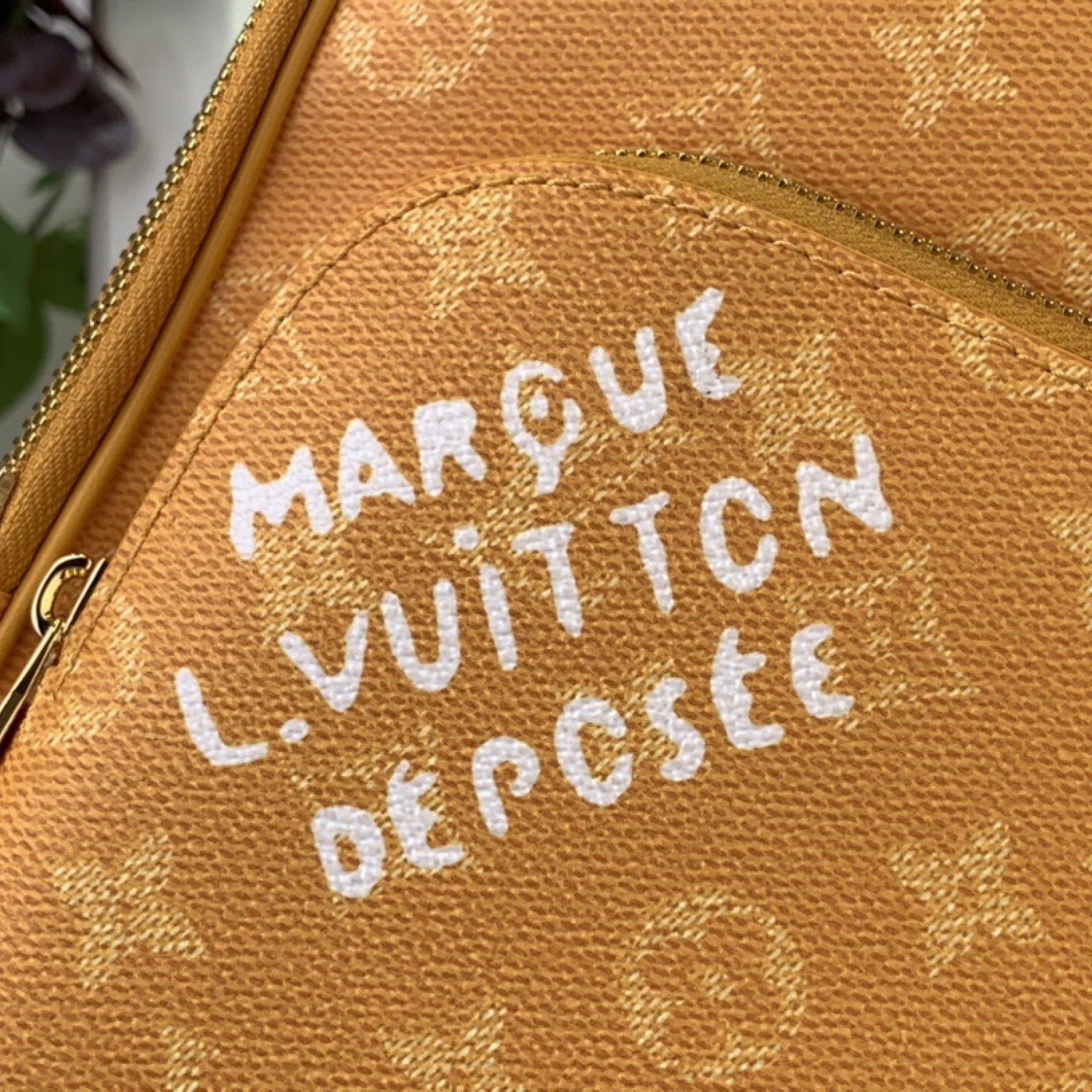 LV Avenue Sling Bag m12869
