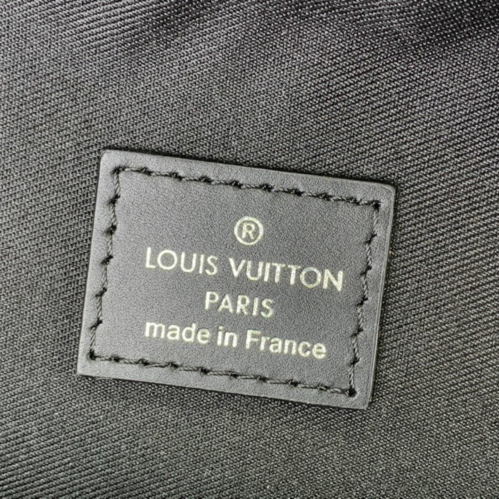 LV Avenue Sling Bag m46718