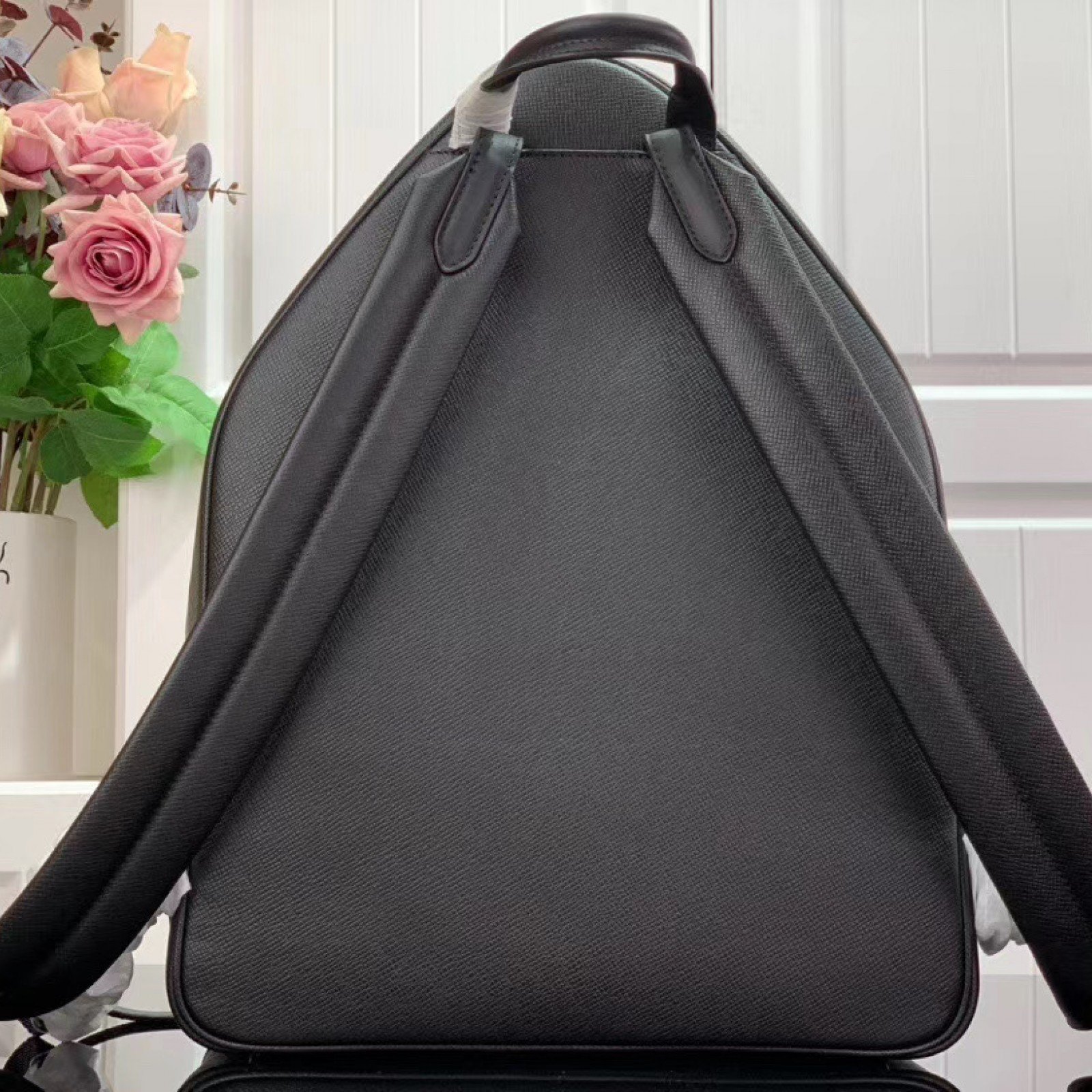LV BACKPACK M30259