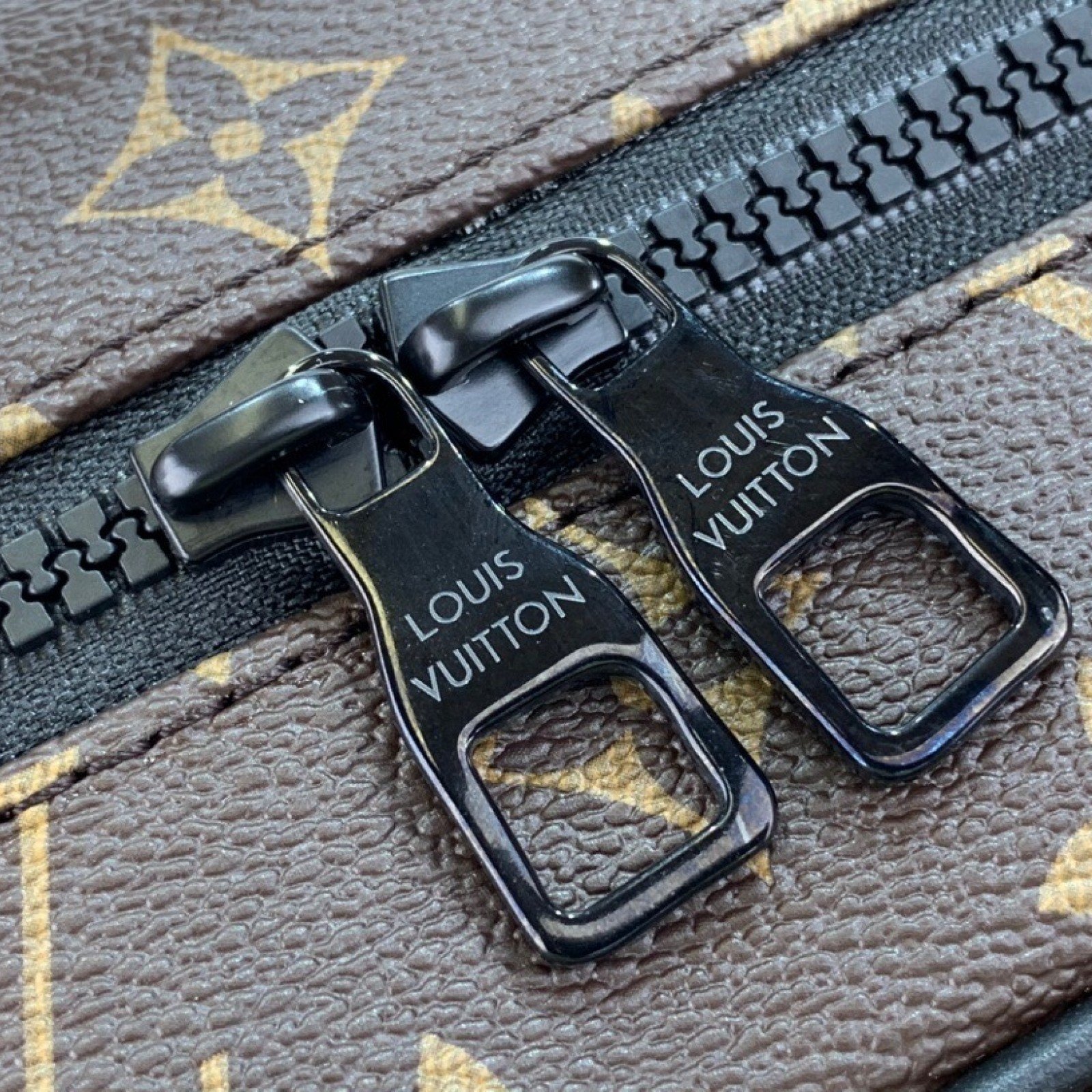 LV BACKPACK M45335F