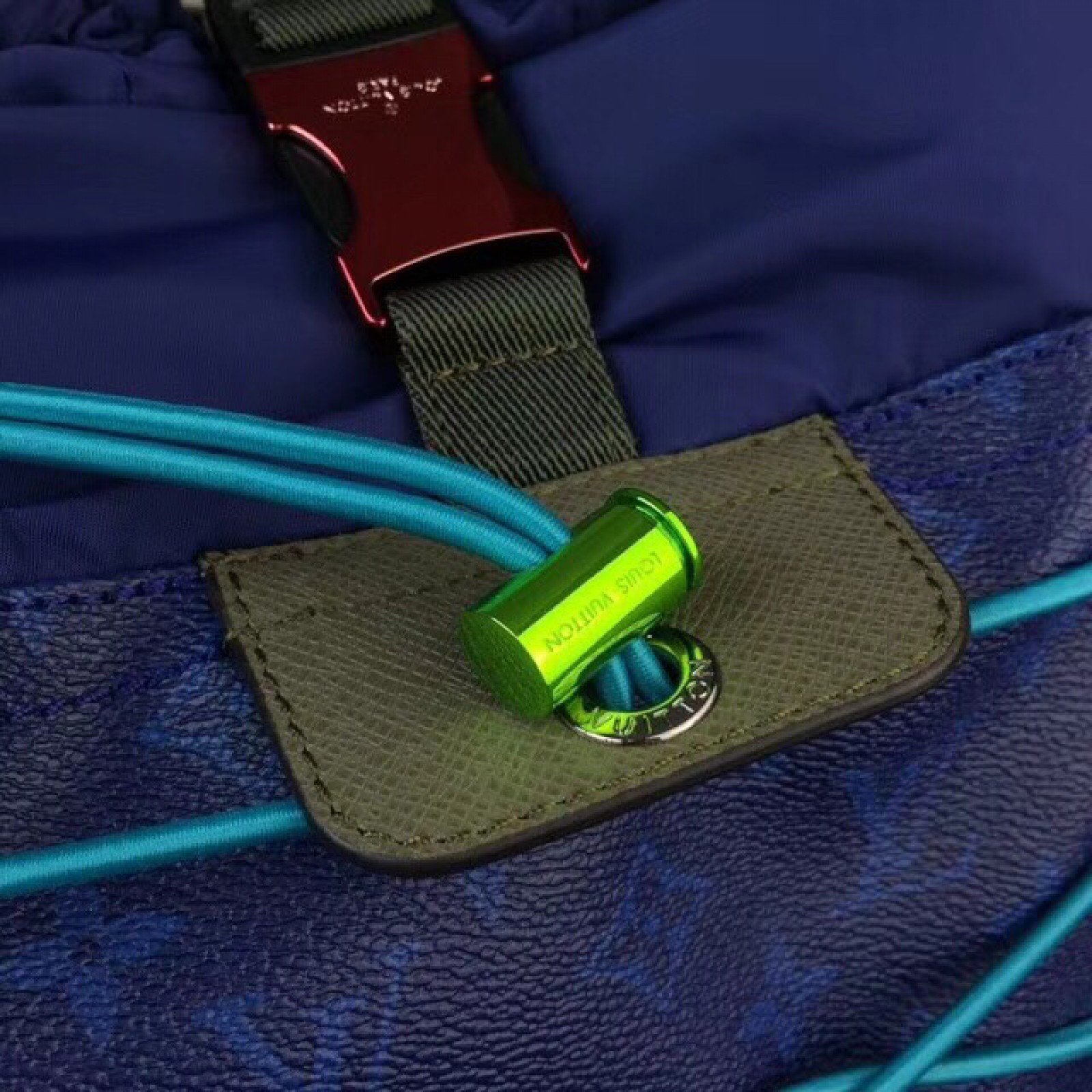 LV BACKPACK OUTDOOT M43833
