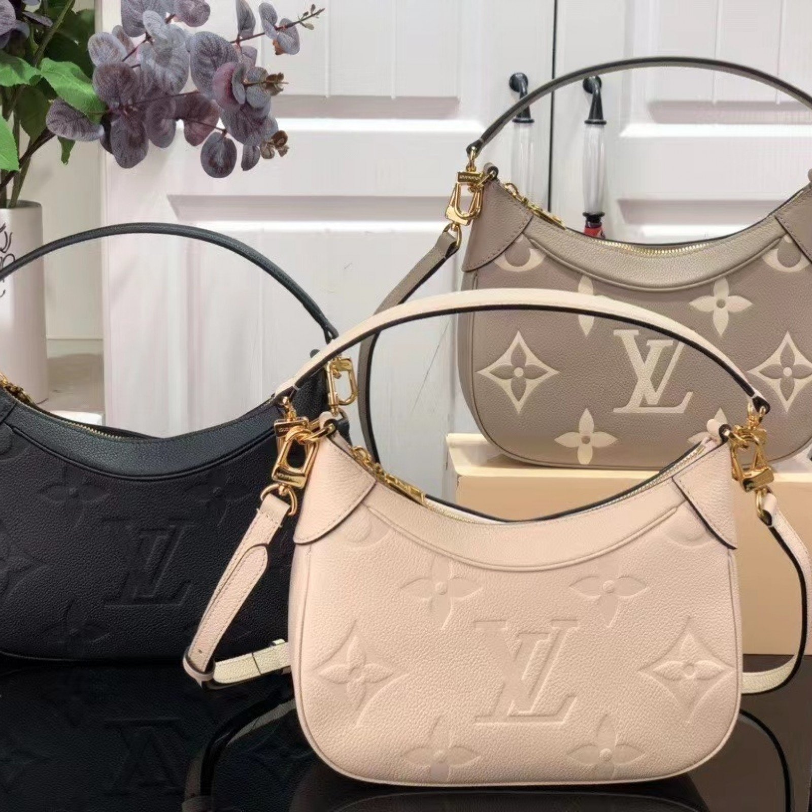 LV BAGATELLE M46112