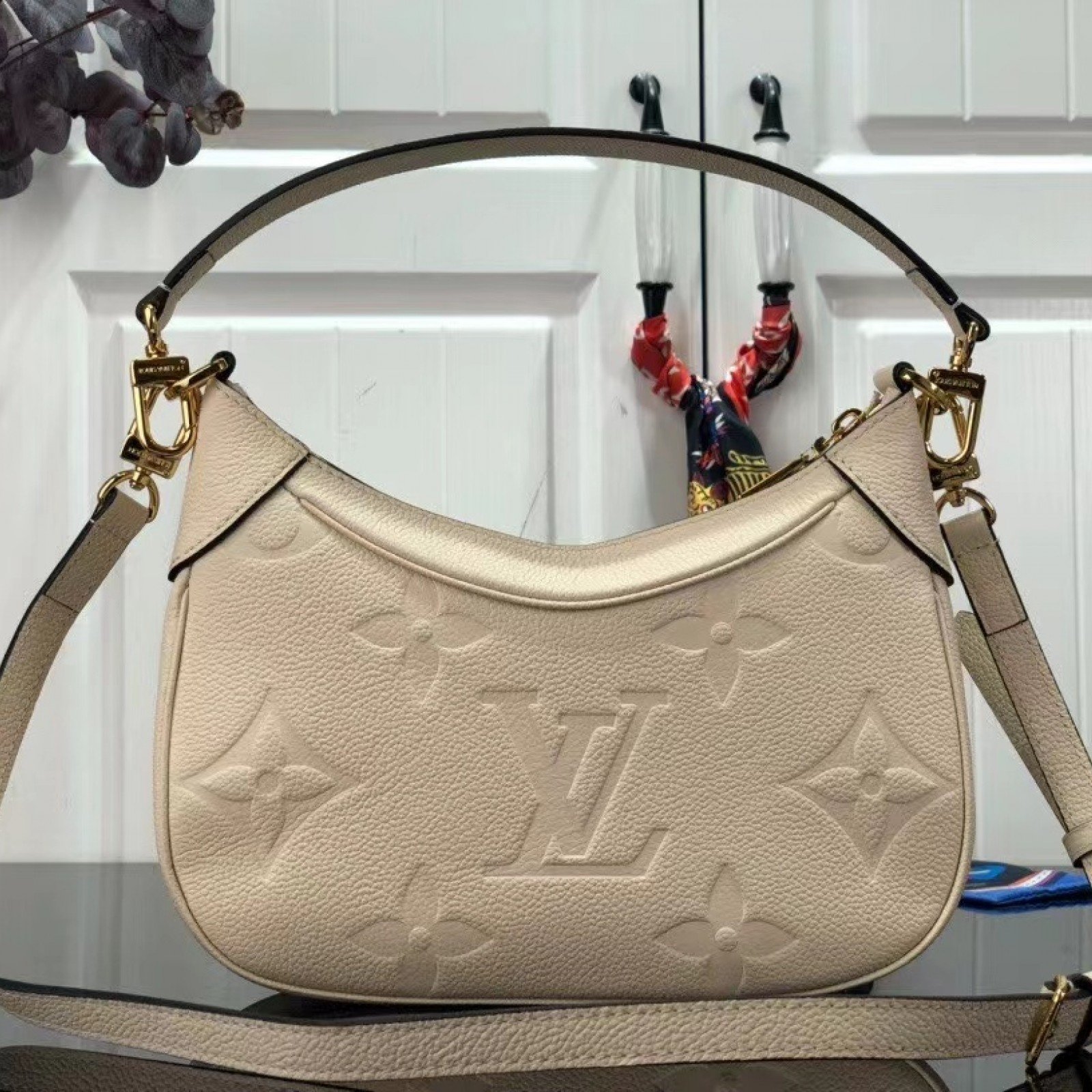 LV BAGATELLE M46112
