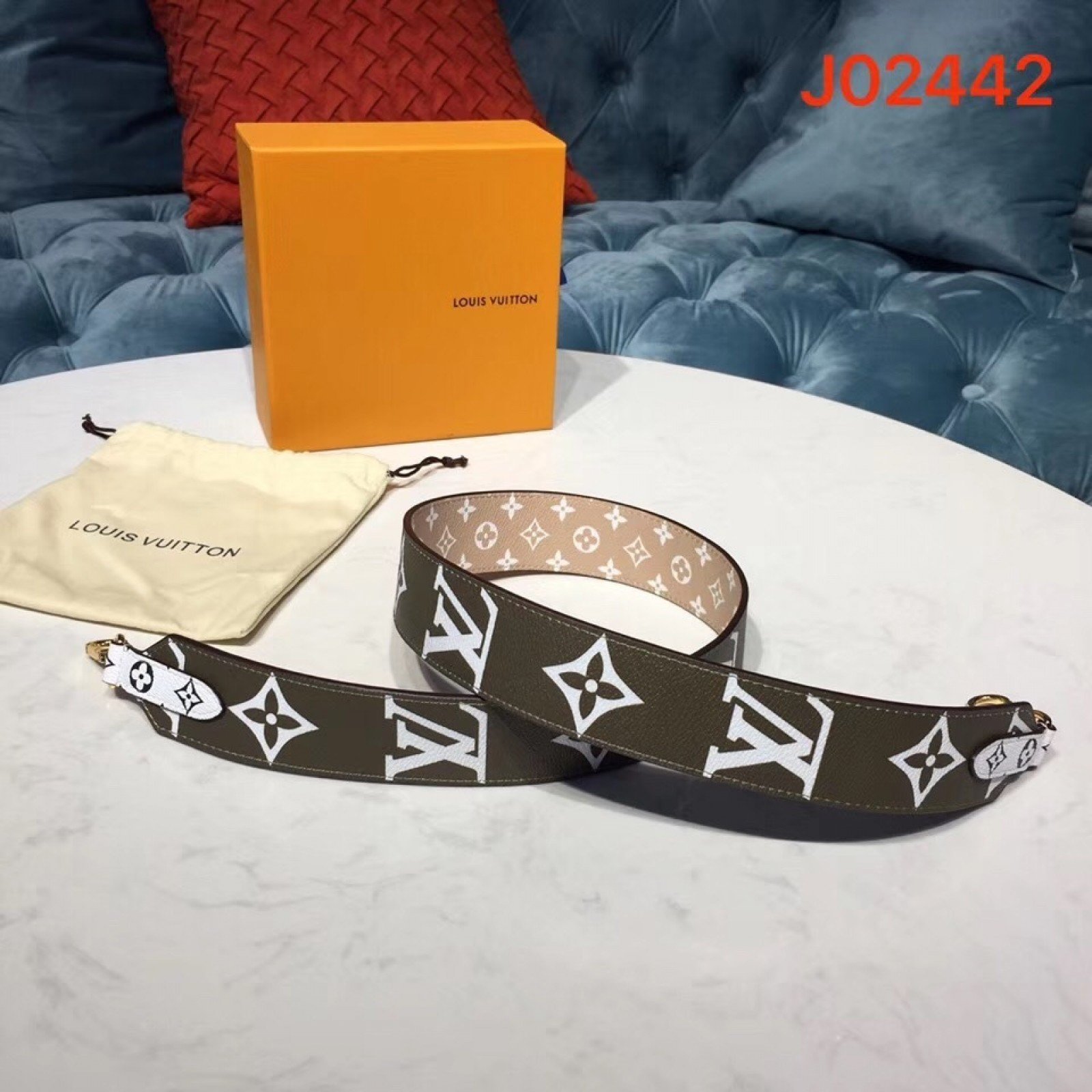 LV BANDOULIERE J02442