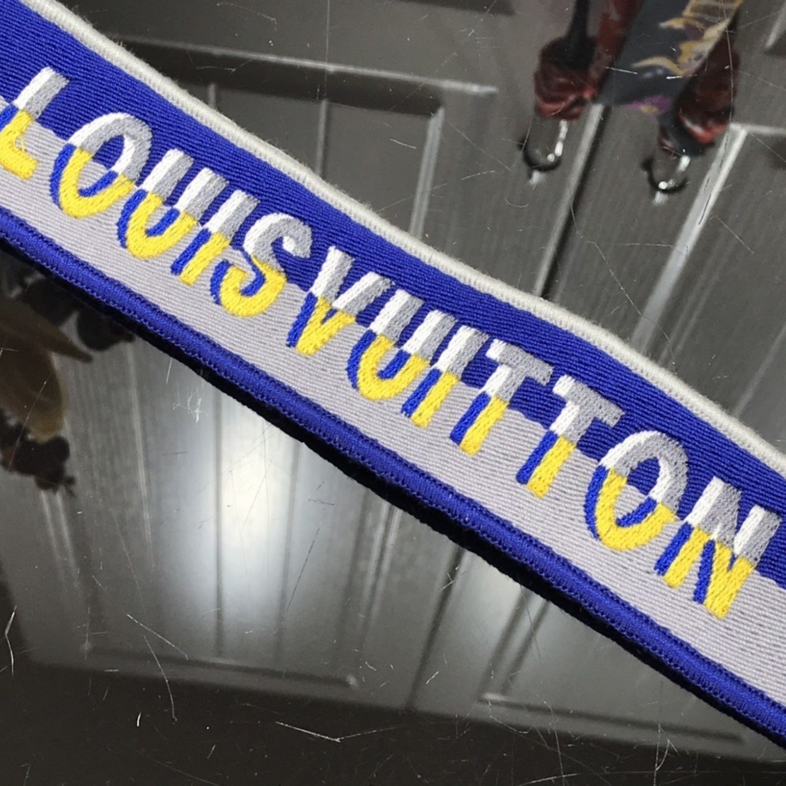 LV BANDOULIERE J02506