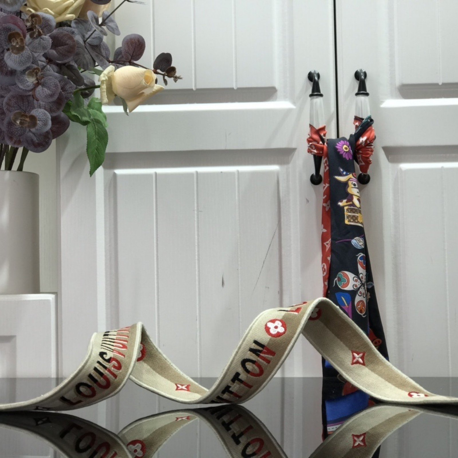 LV BANDOULIERE J02506