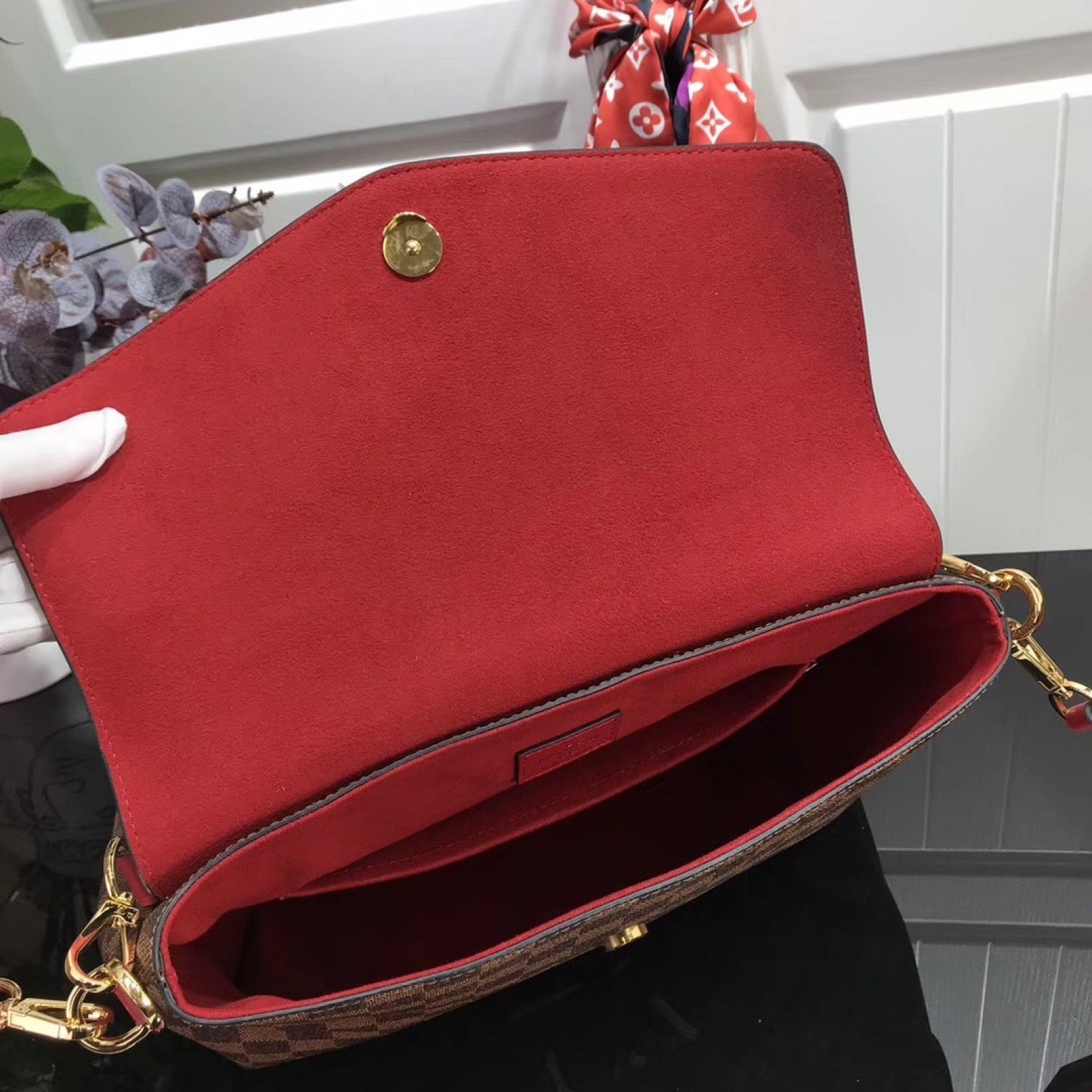 LV BEAUBOURG MM N40177