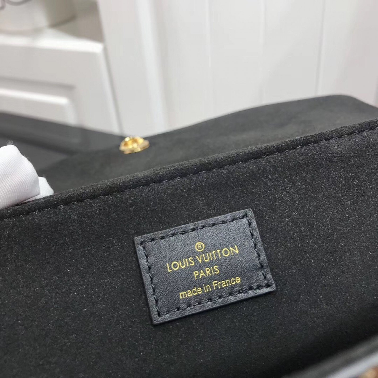 LV BEAUBOURG MM N40177
