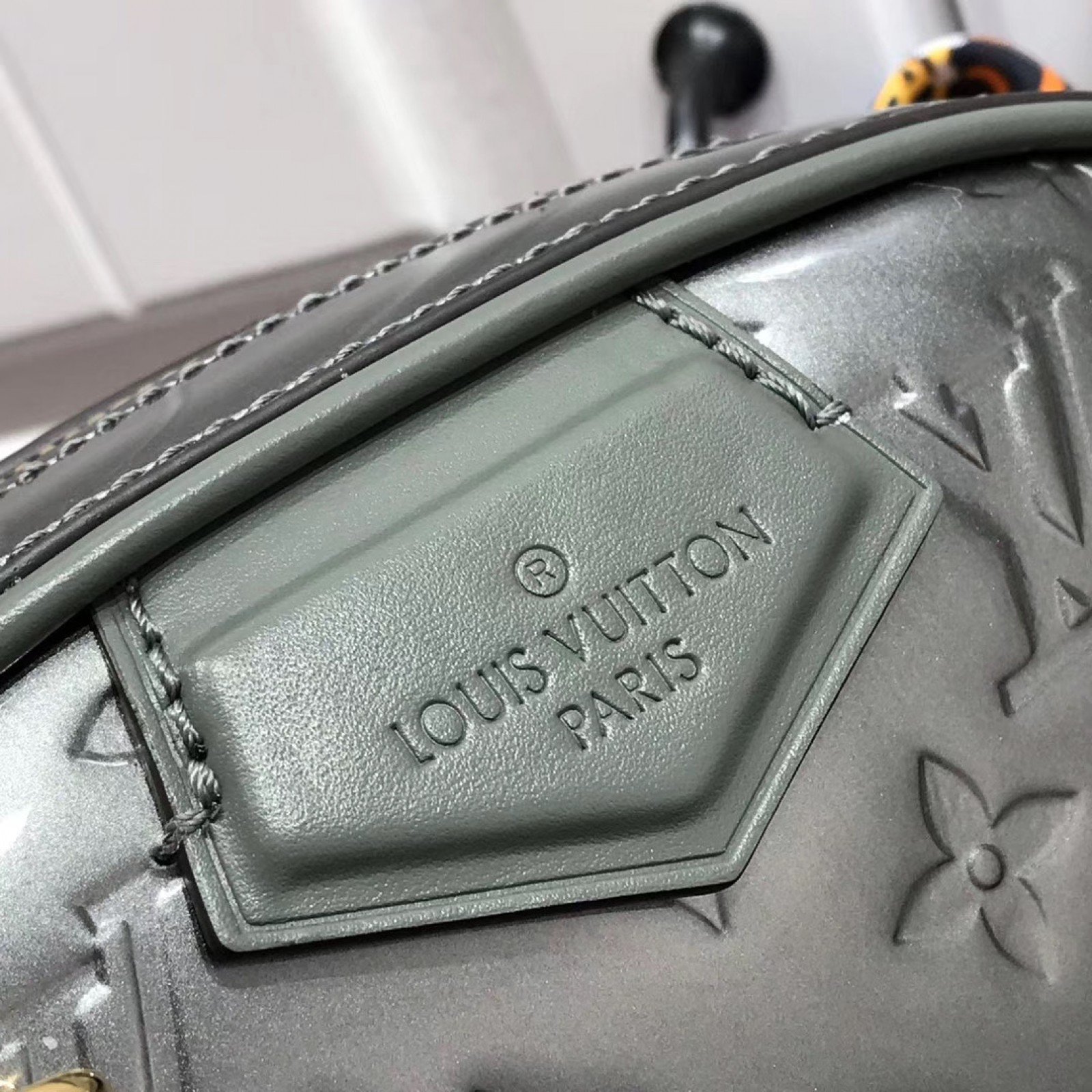 LV BELTBAG M90464