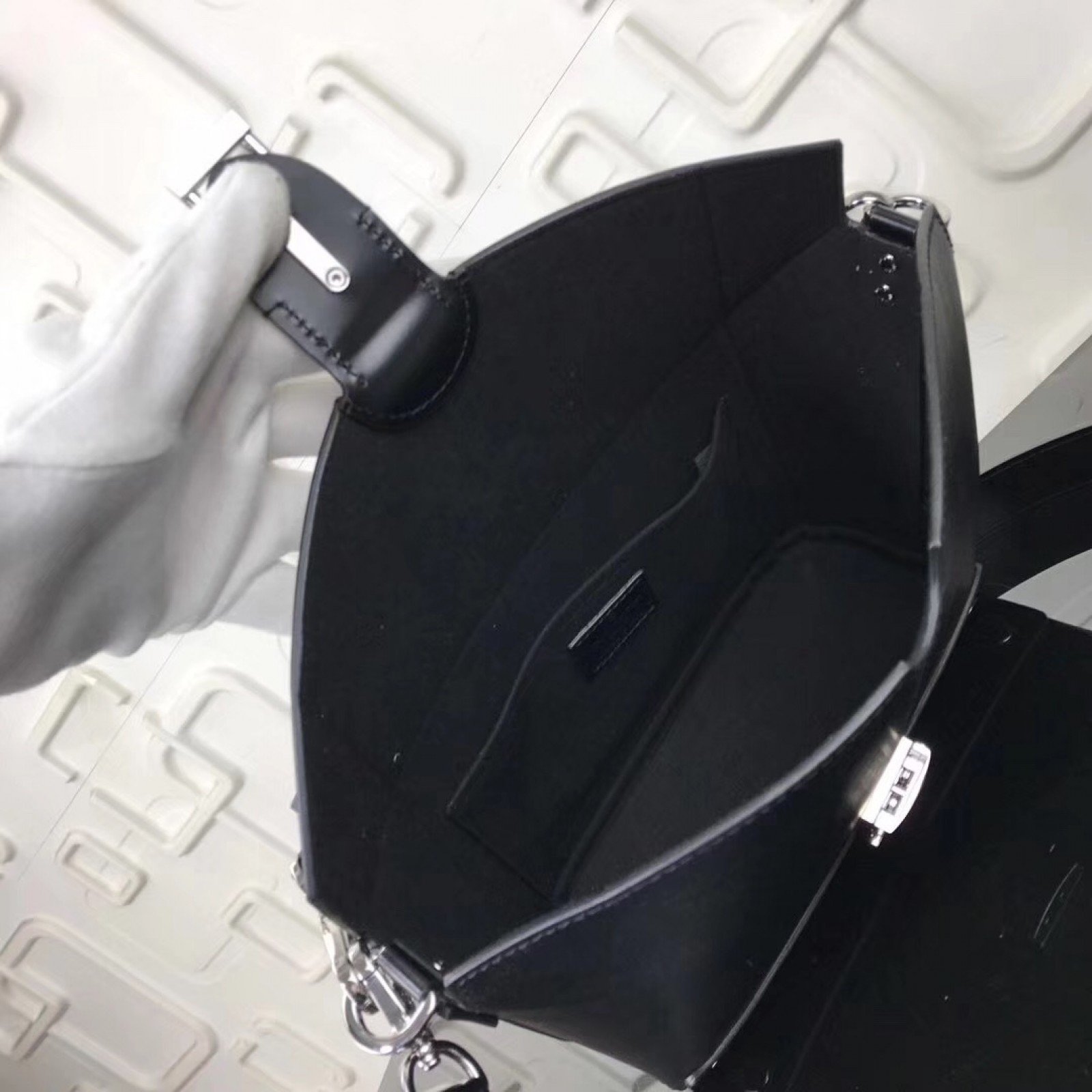 LV BENTO BOX Bag M43517A