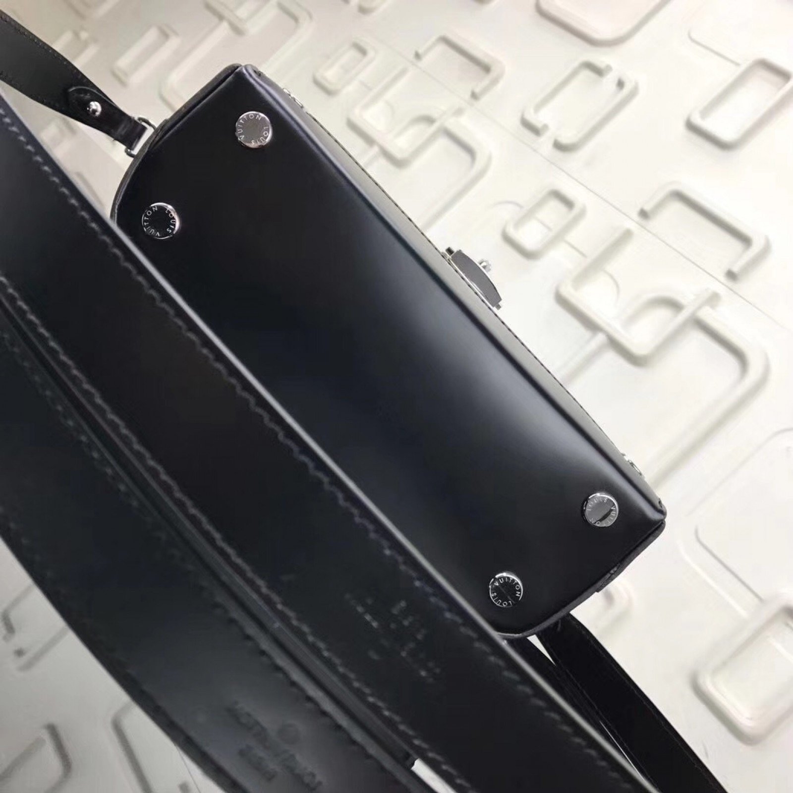 LV BENTO BOX Bag M43517A