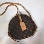 LV BOITE CHAPEAU SOUPLE Bag M52294