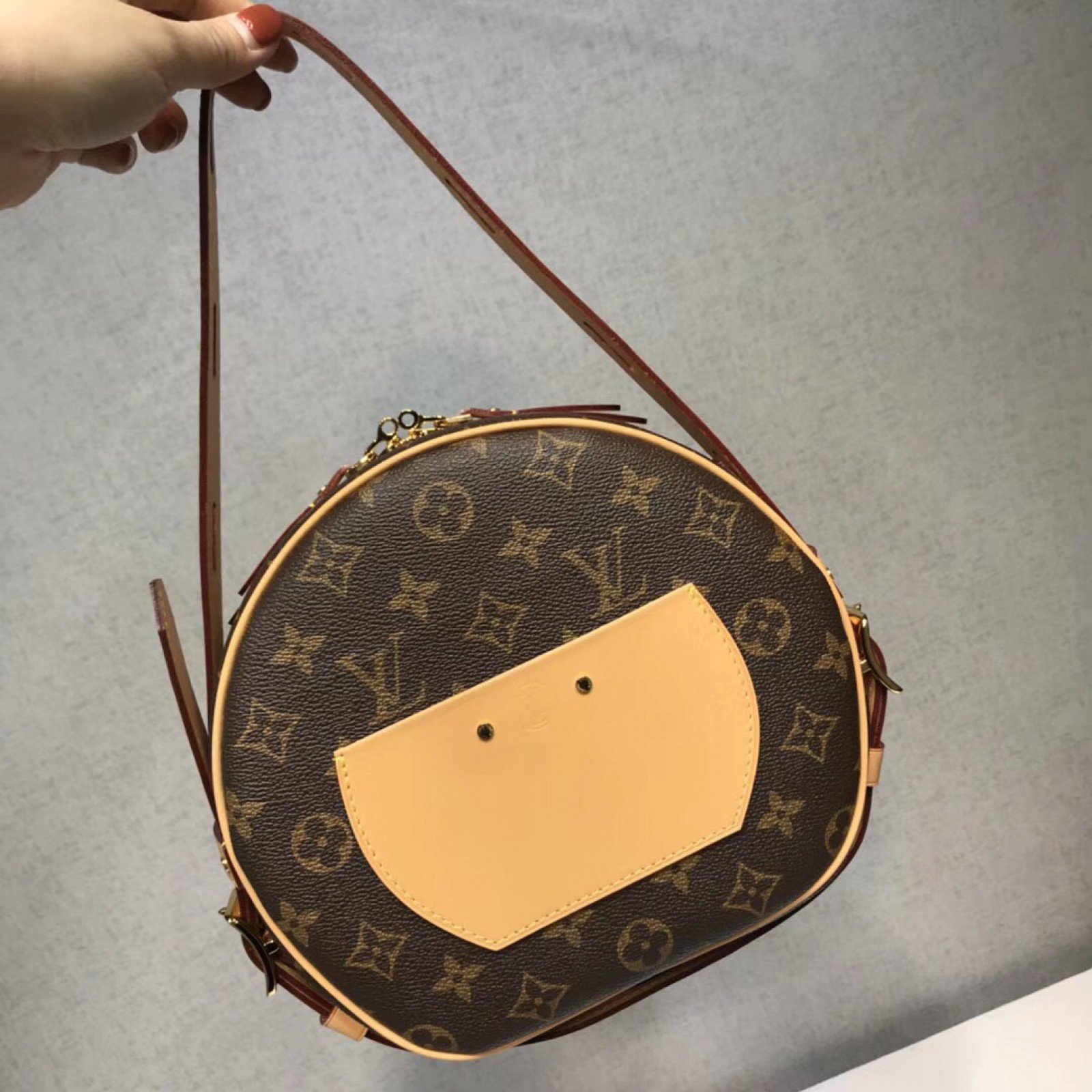 LV BOITE CHAPEAU SOUPLE Bag M52294